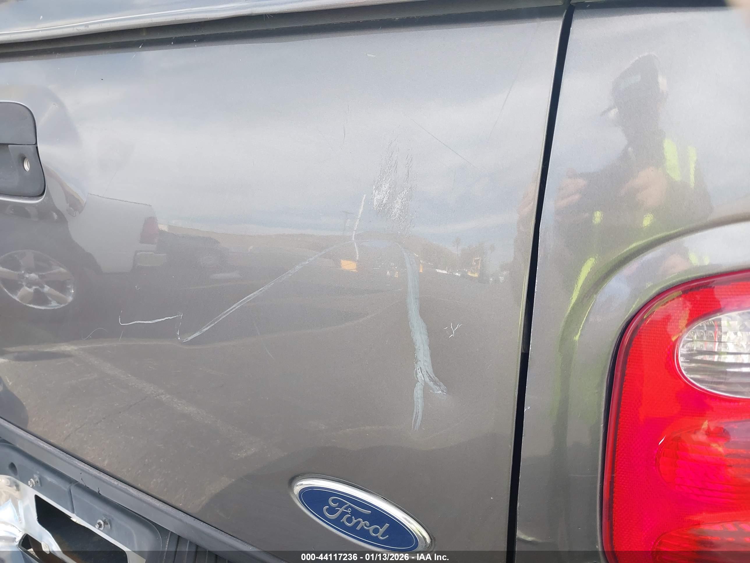 FORD F-150 image 6