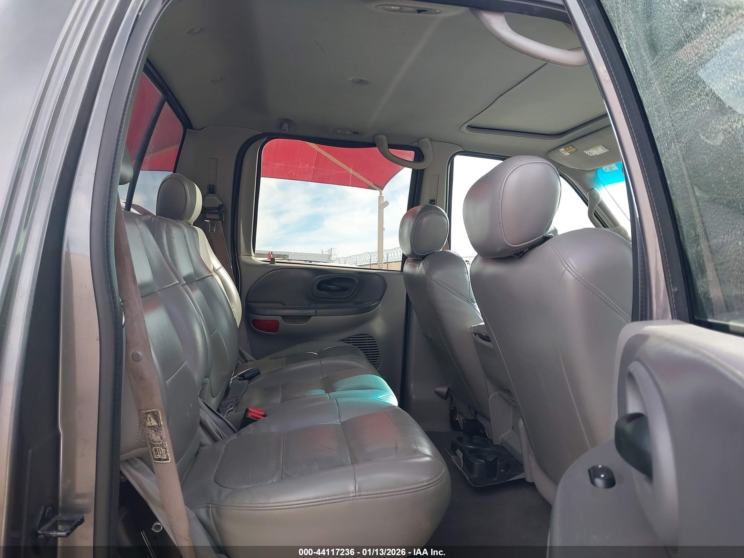 FORD F-150 image 8