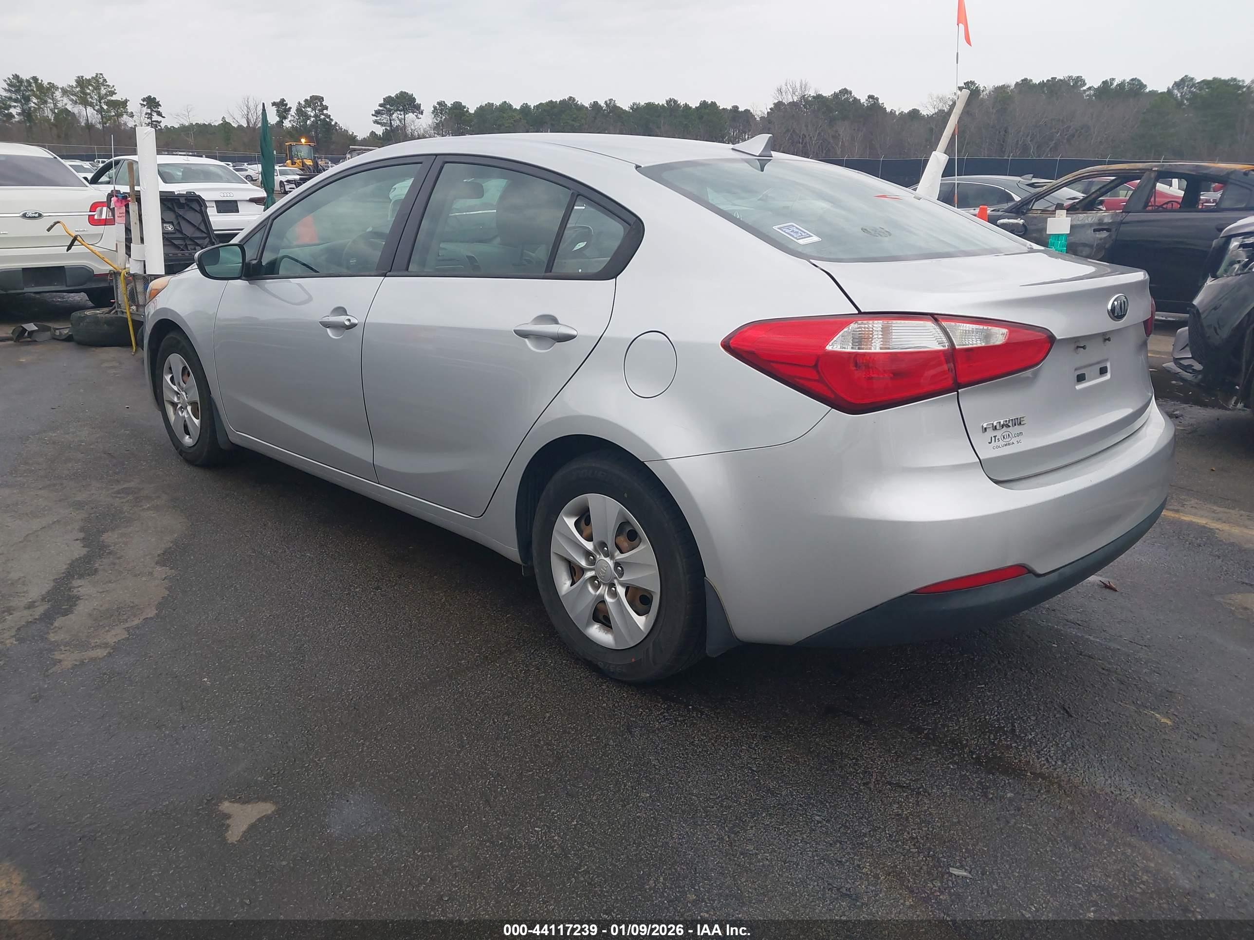 KIA FORTE image 3