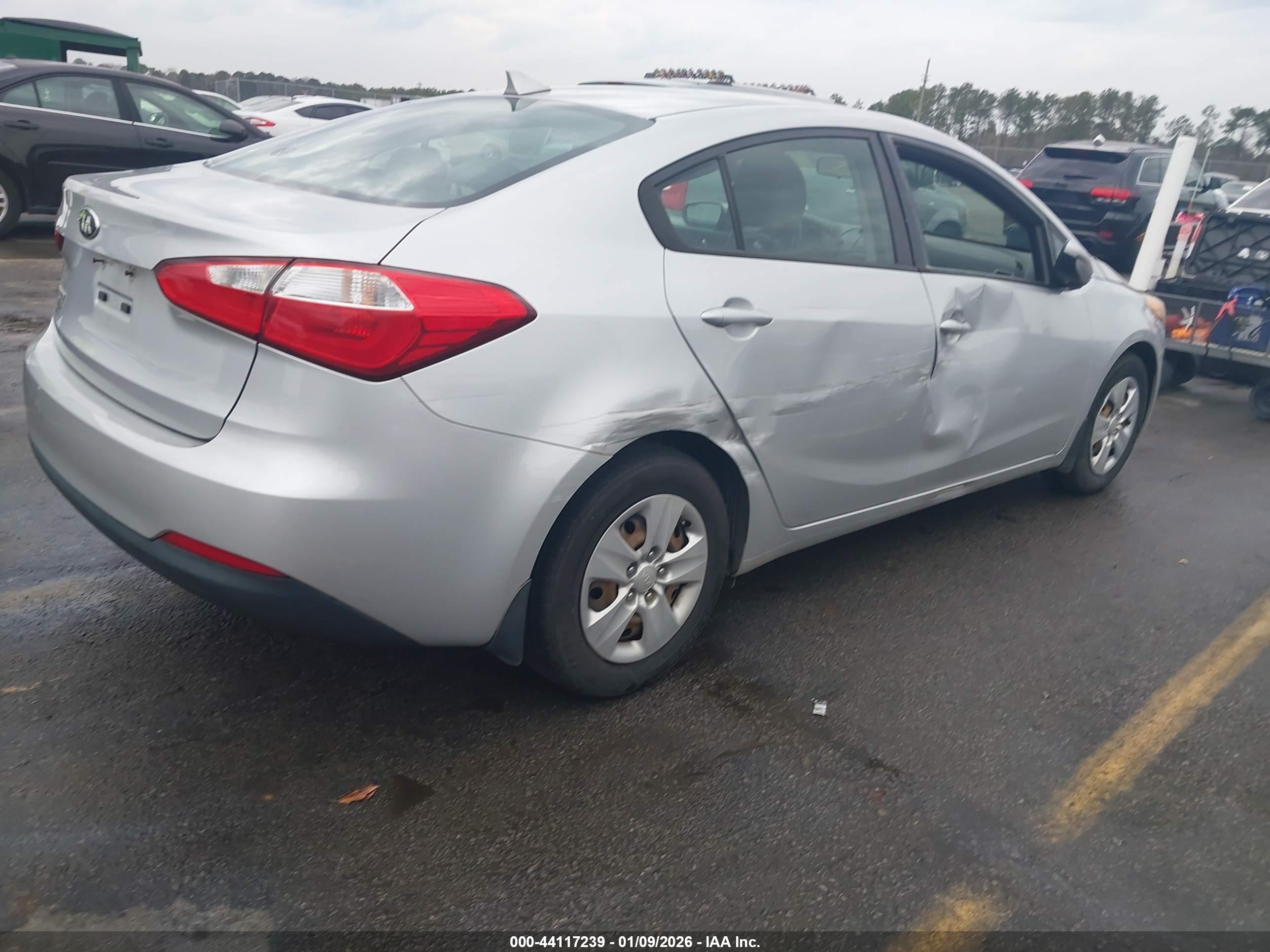 KIA FORTE image 4