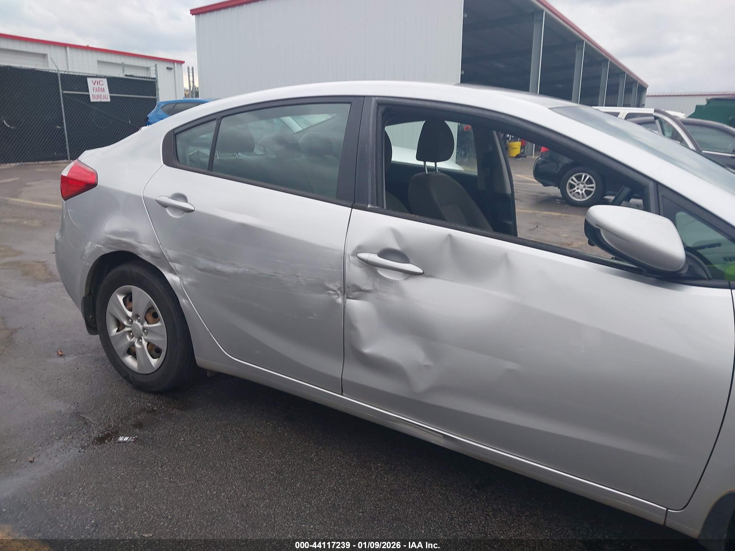 KIA FORTE image 6