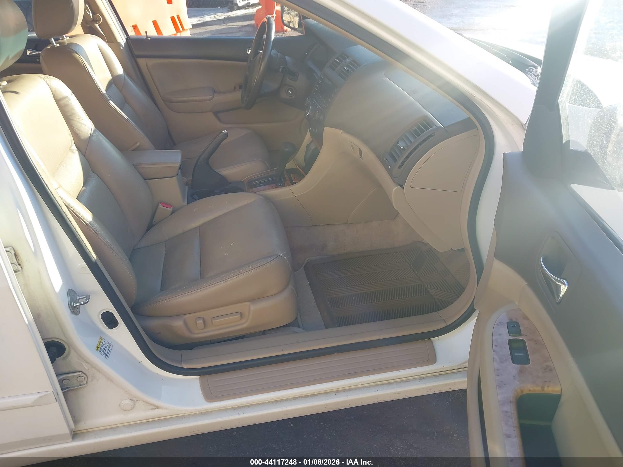 HONDA ACCORD image 5