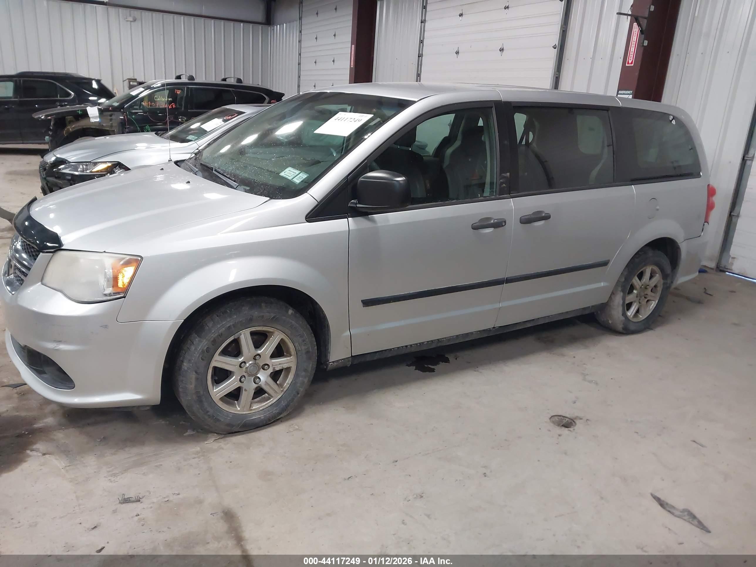 DODGE GRAND image 2