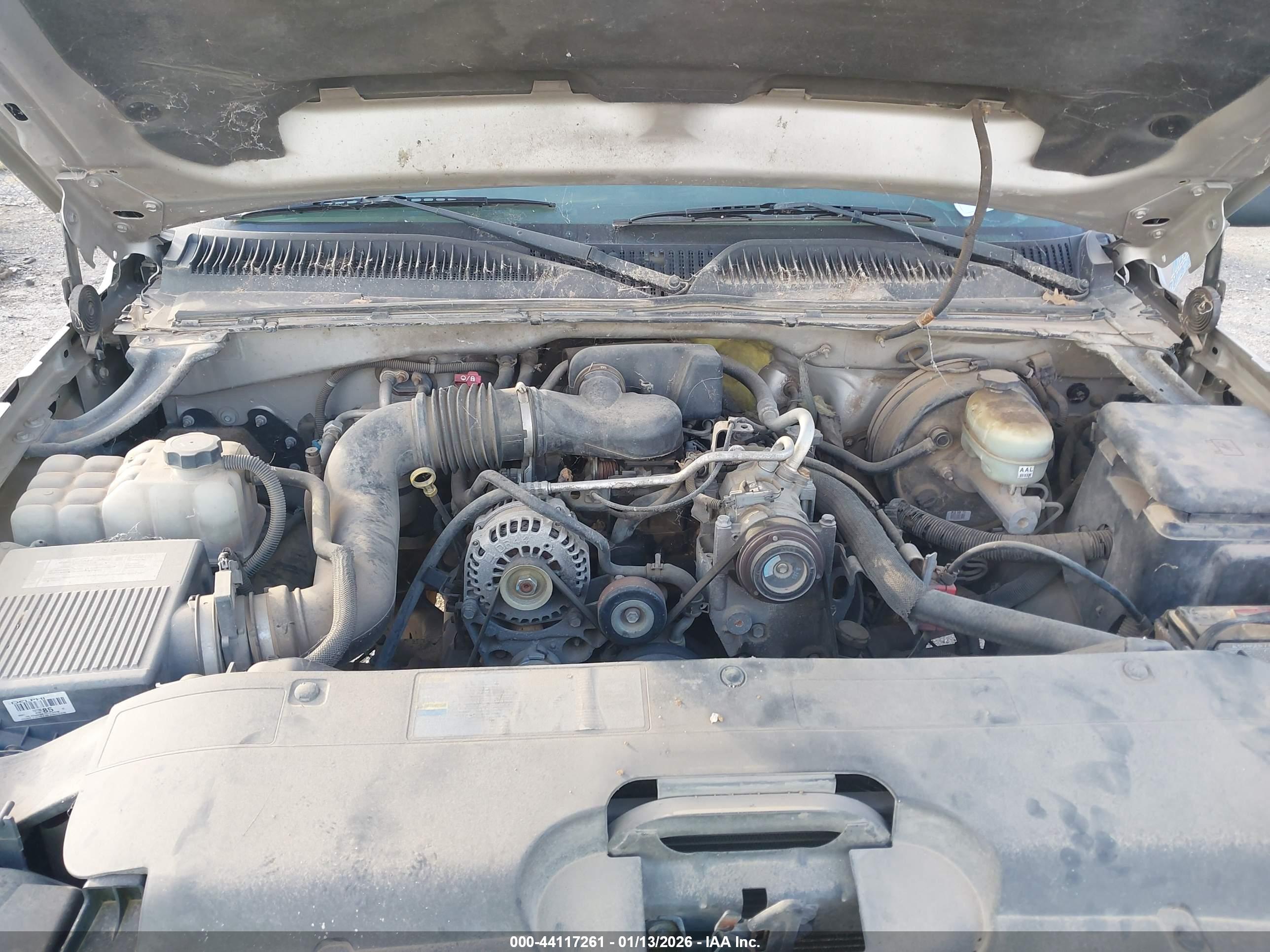 CHEVROLET SILVERADO image 10
