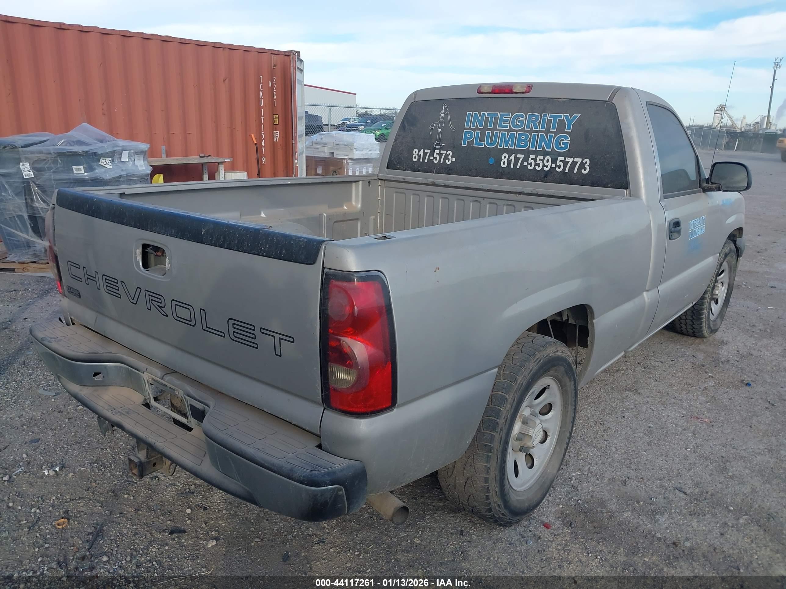 CHEVROLET SILVERADO image 4