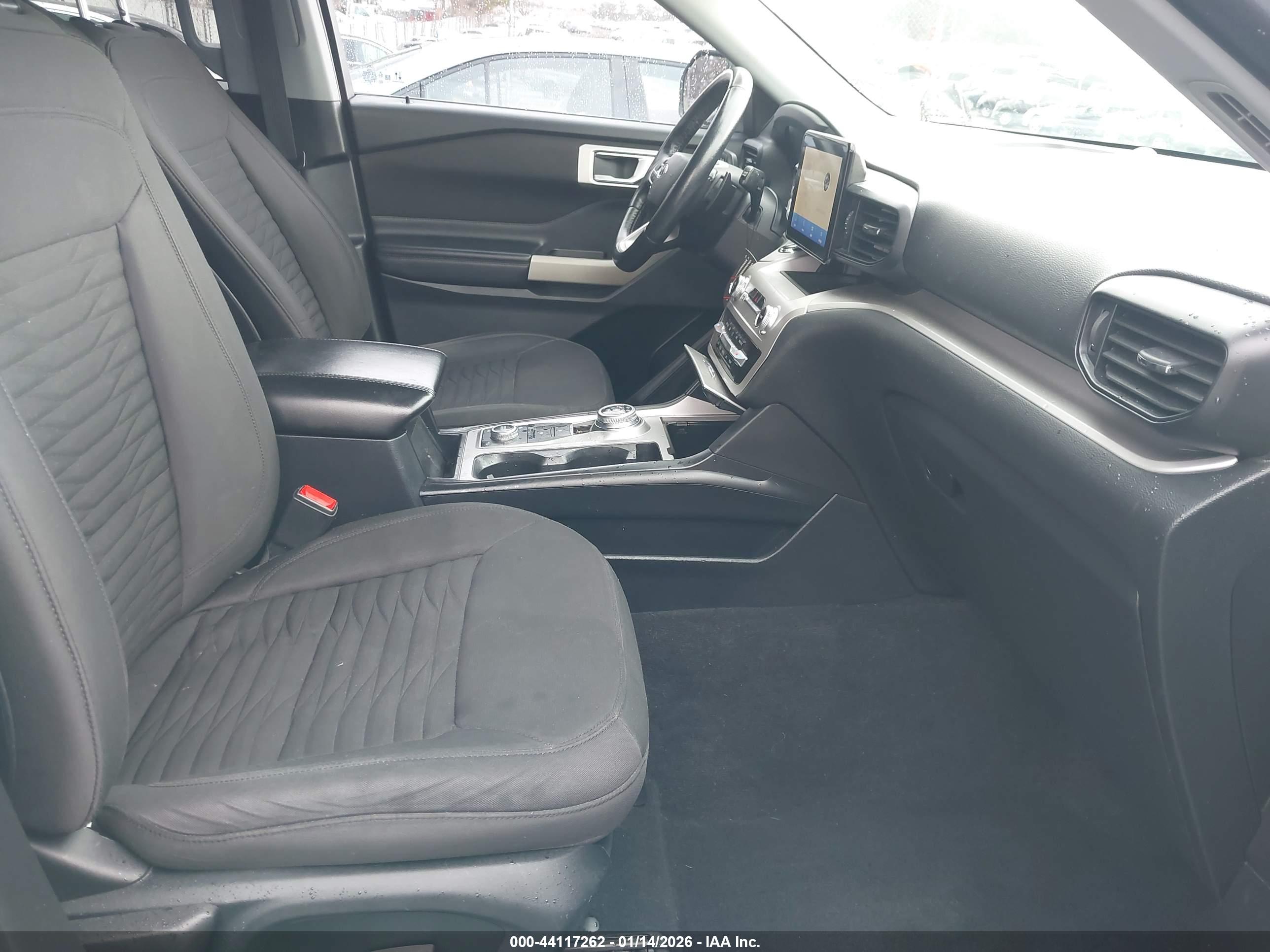 FORD EXPLORER image 5