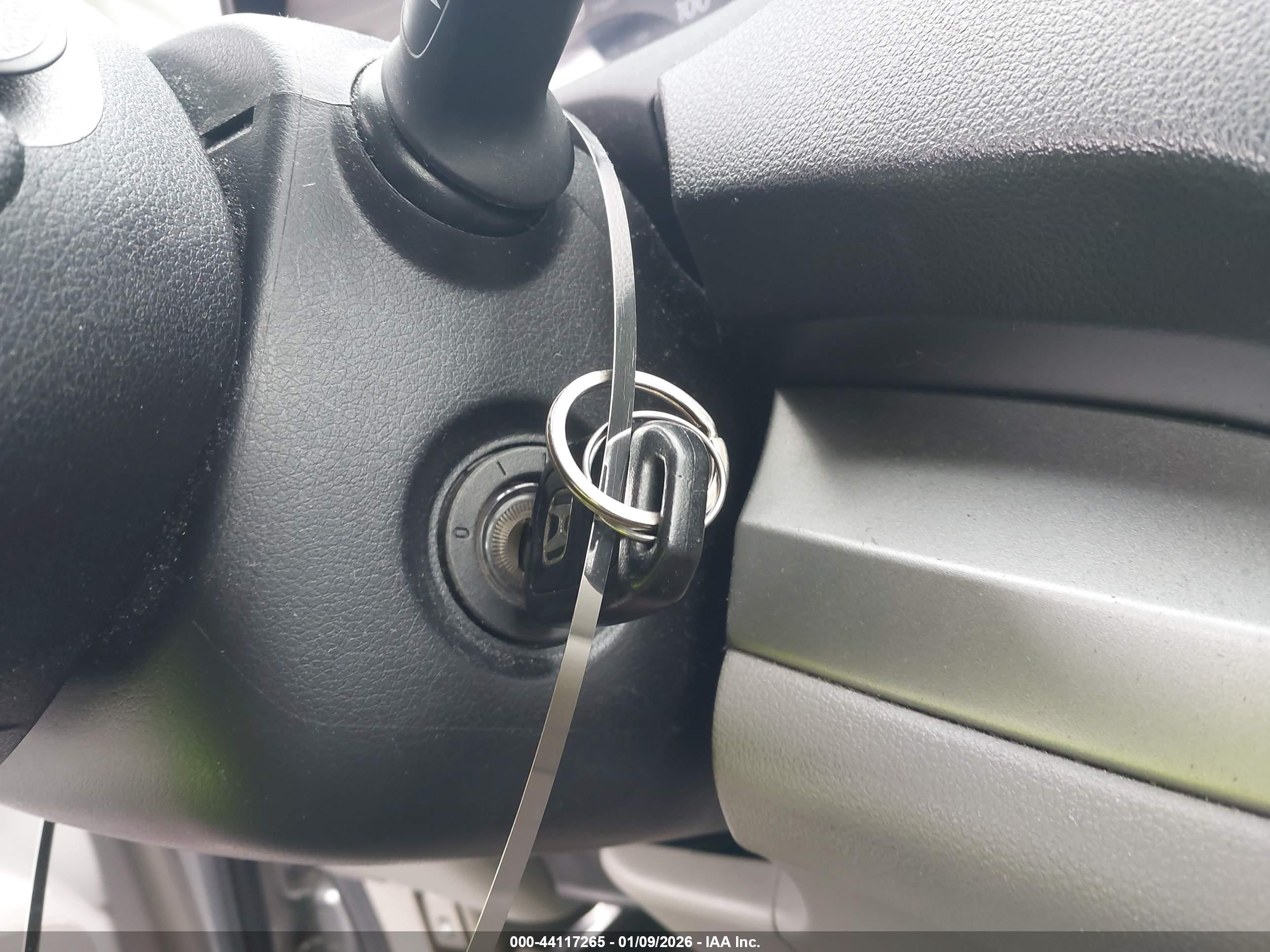HONDA CR-V image 11