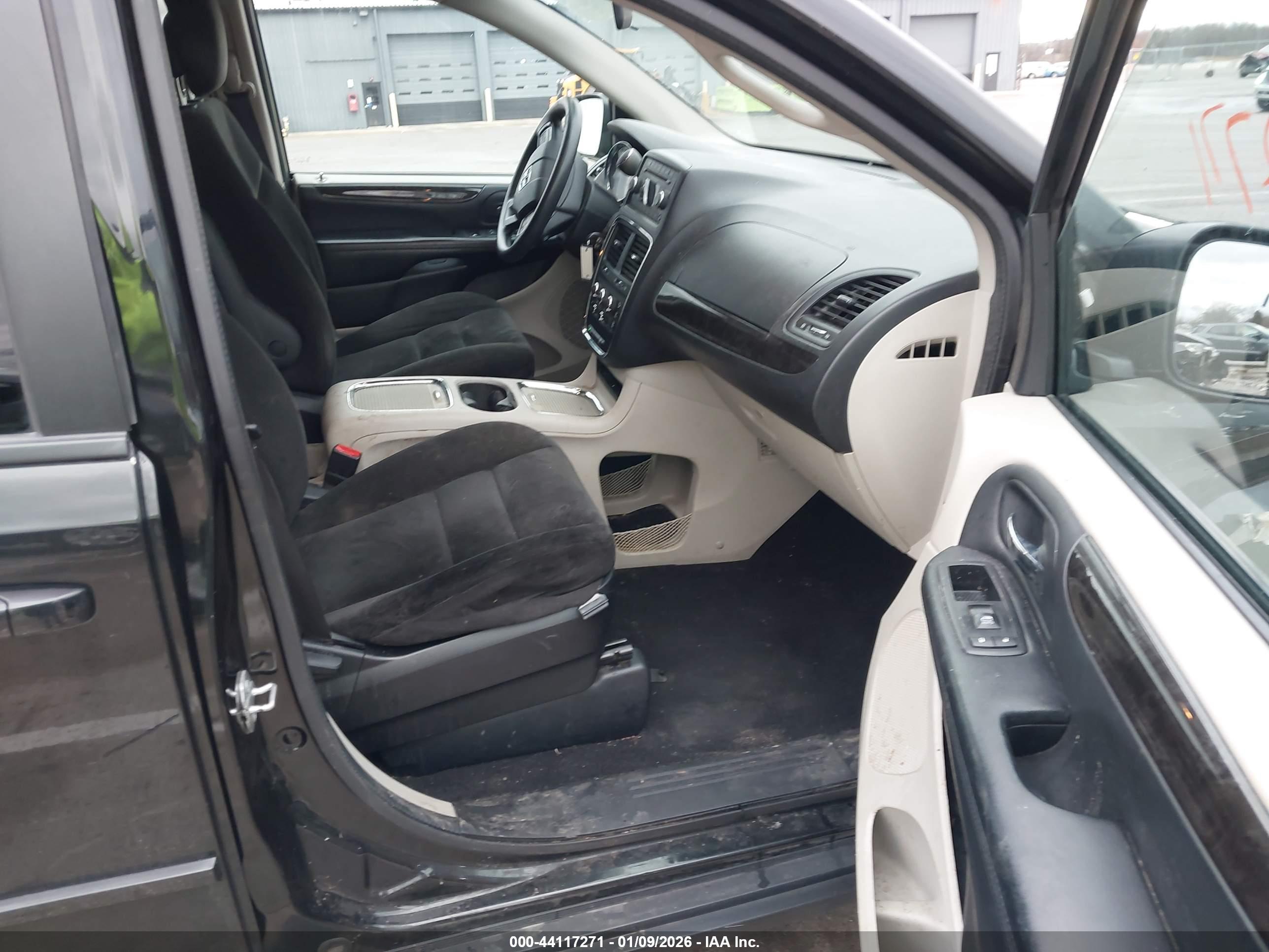 DODGE GRAND image 5