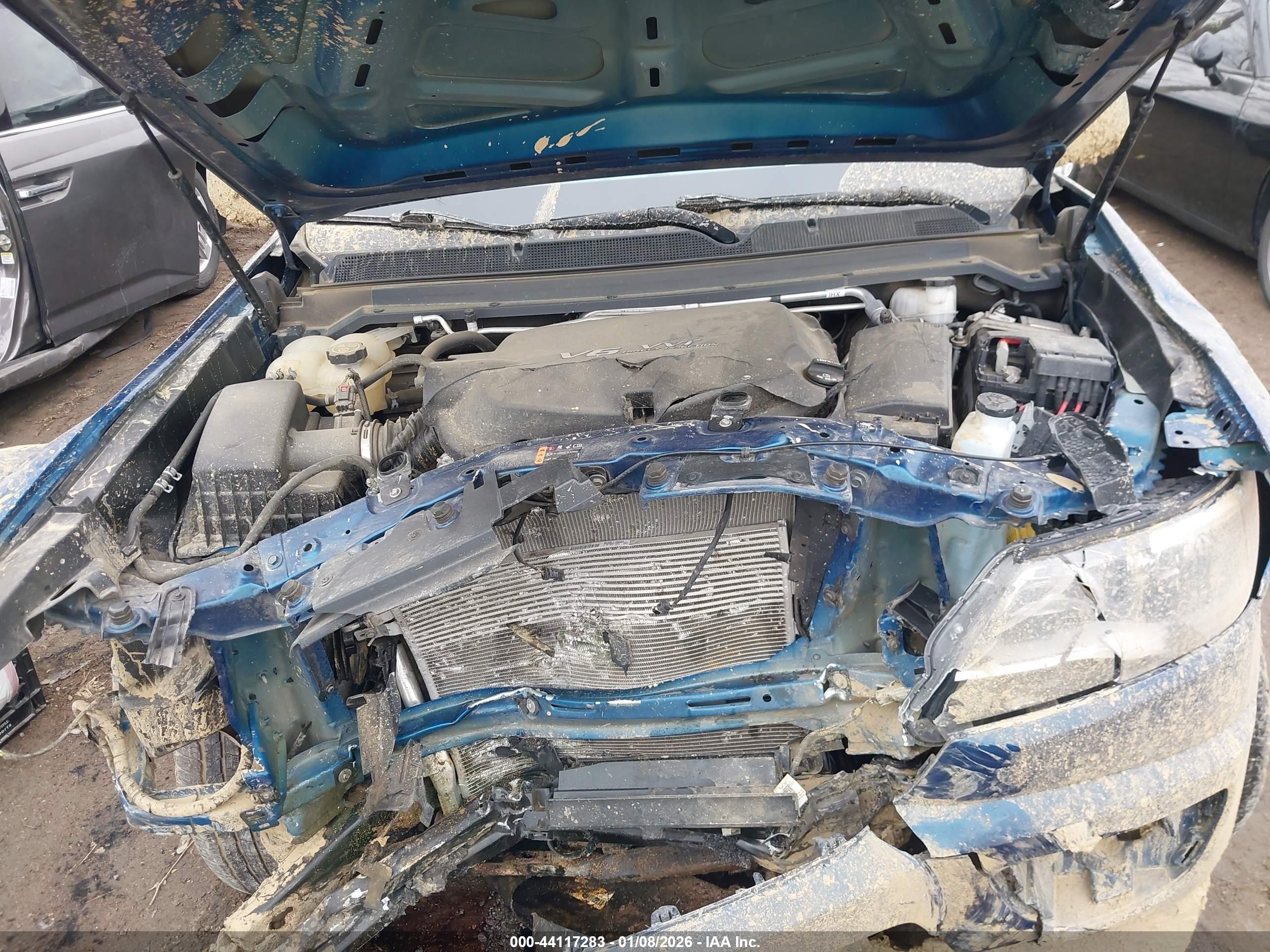 CHEVROLET COLORADO image 10