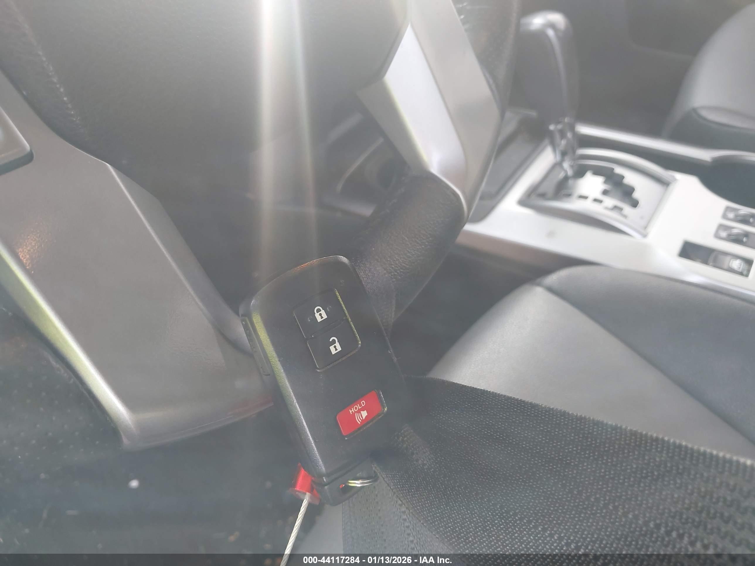 TOYOTA 4RUNNER image 11