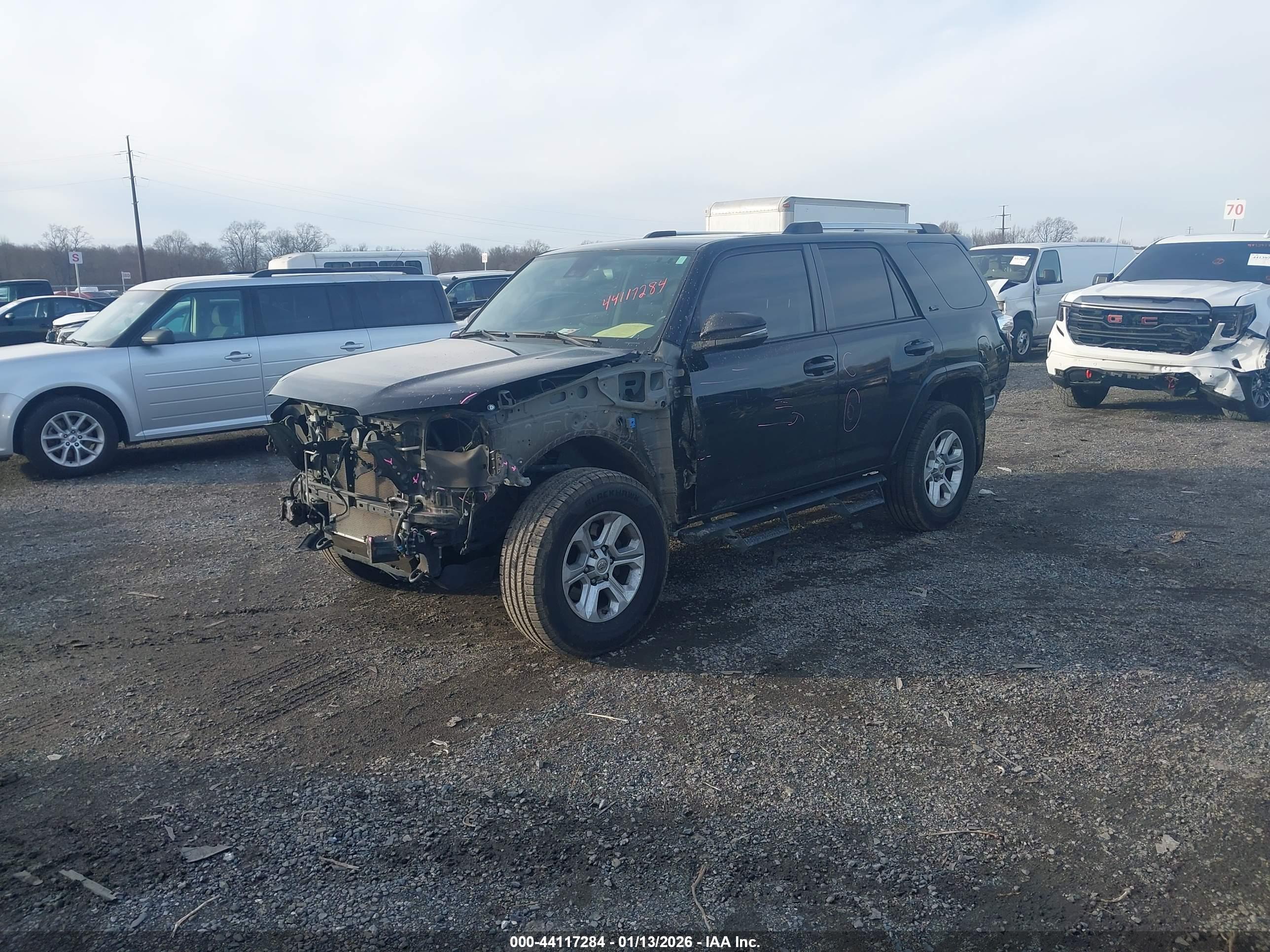 TOYOTA 4RUNNER image 2