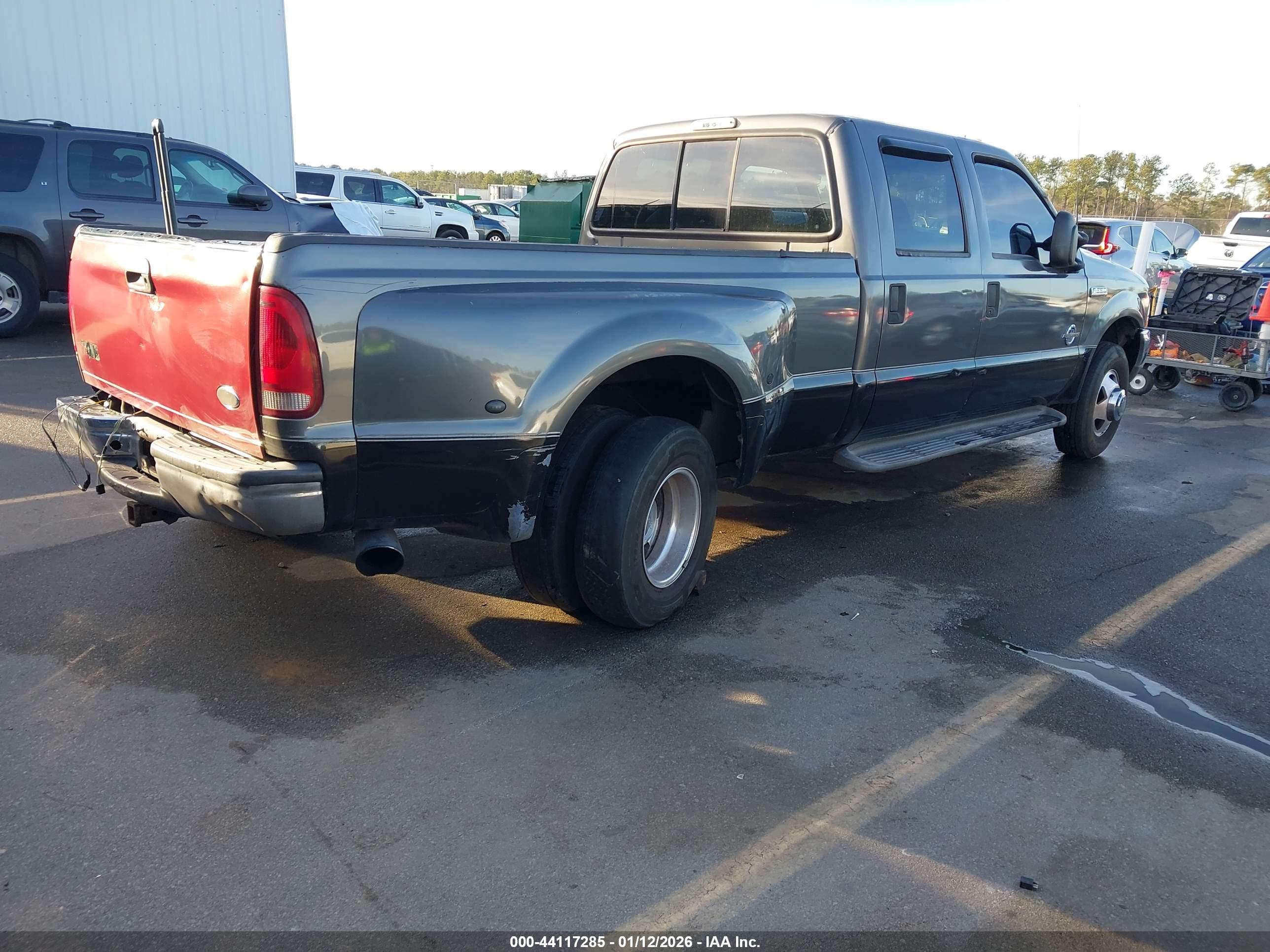FORD F-350 image 4
