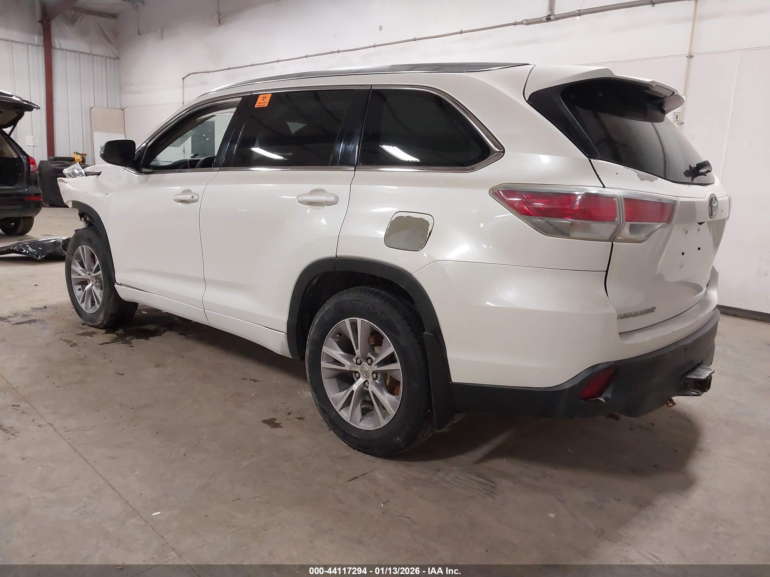 TOYOTA HIGHLANDER image 3
