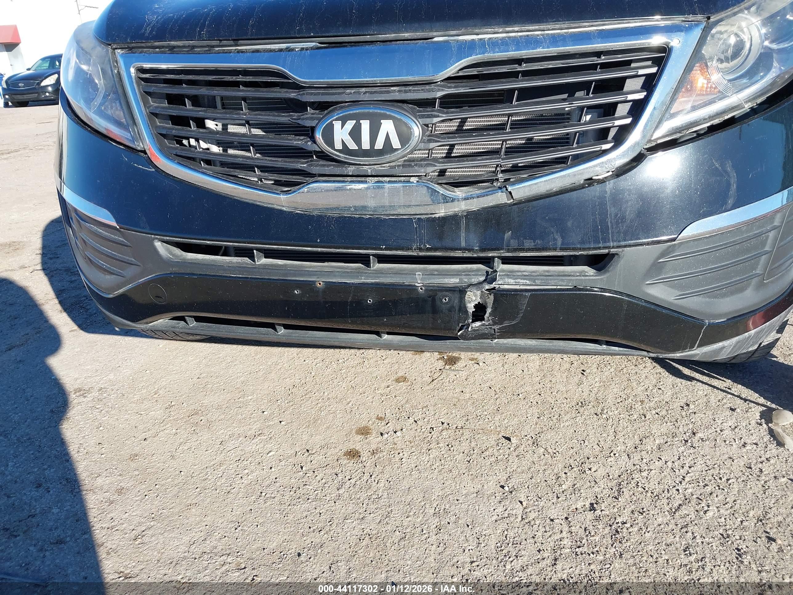 KIA SPORTAGE image 6