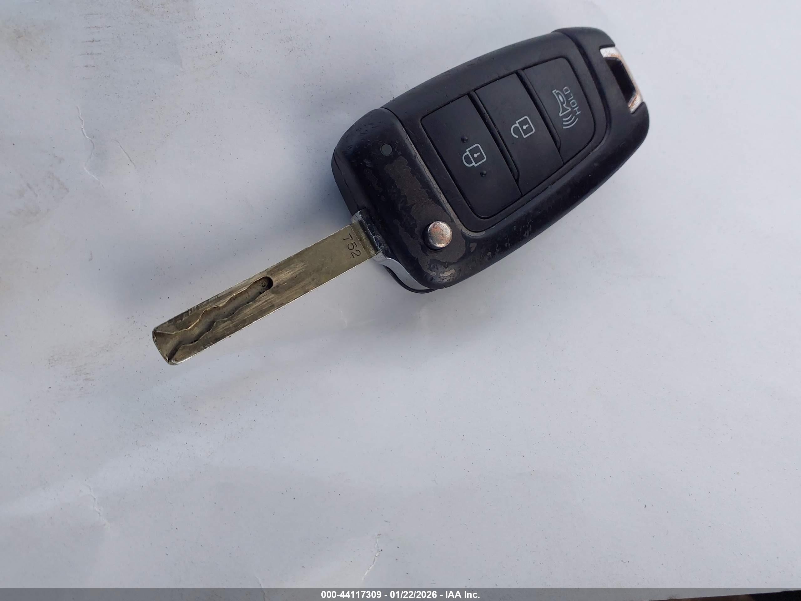 HYUNDAI VENUE image 11