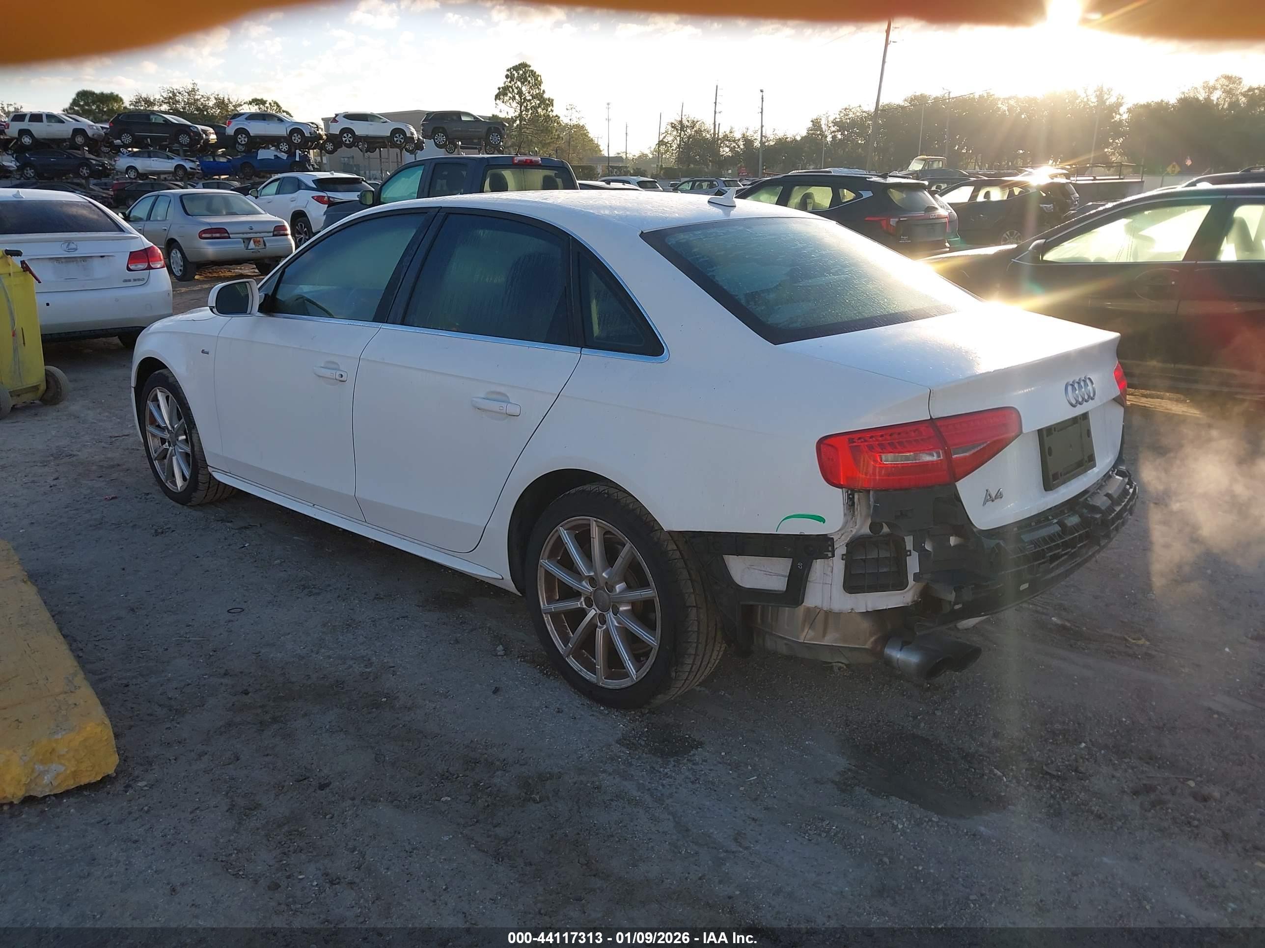 AUDI A4 image 3