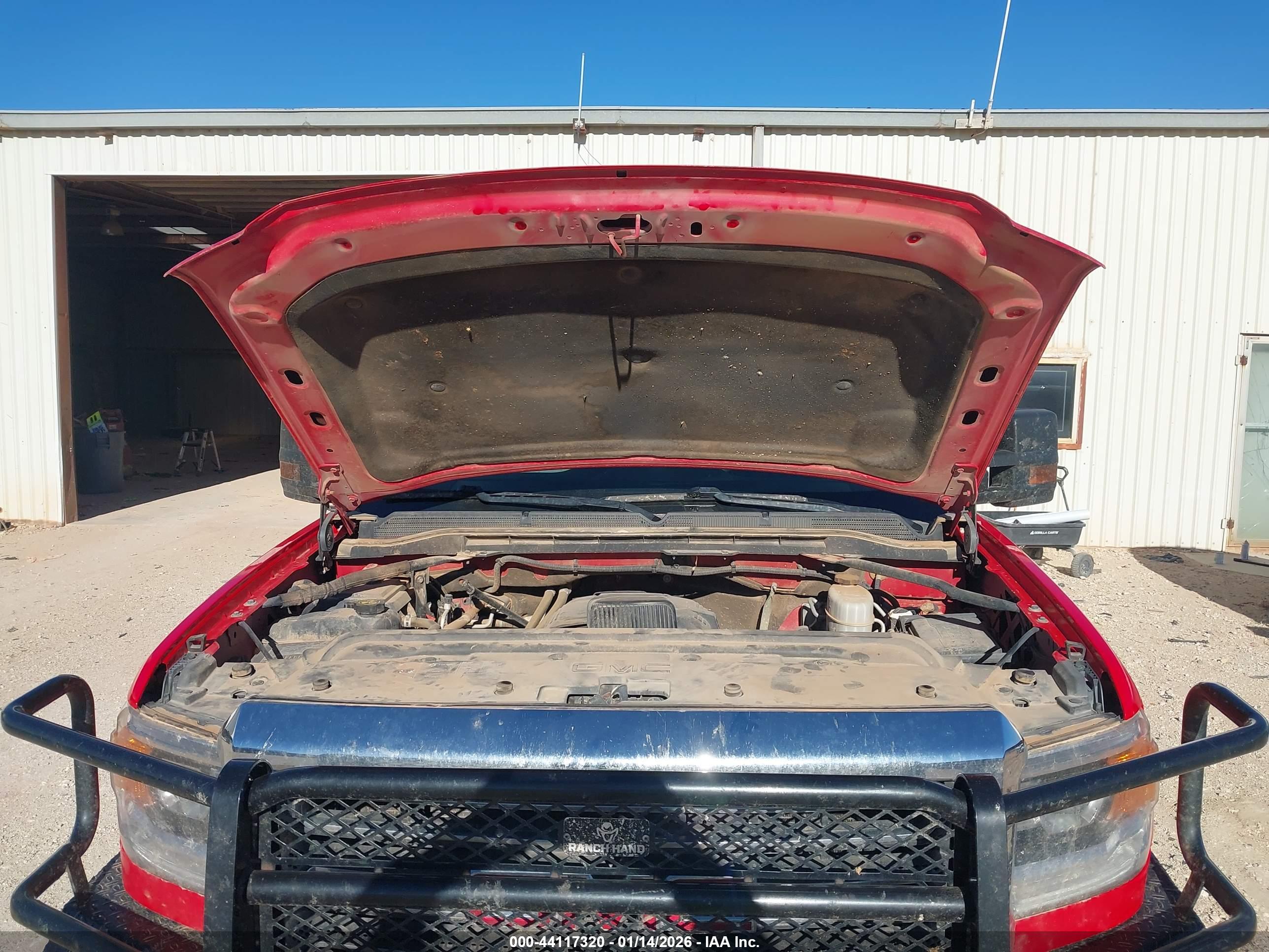 GMC SIERRA image 10