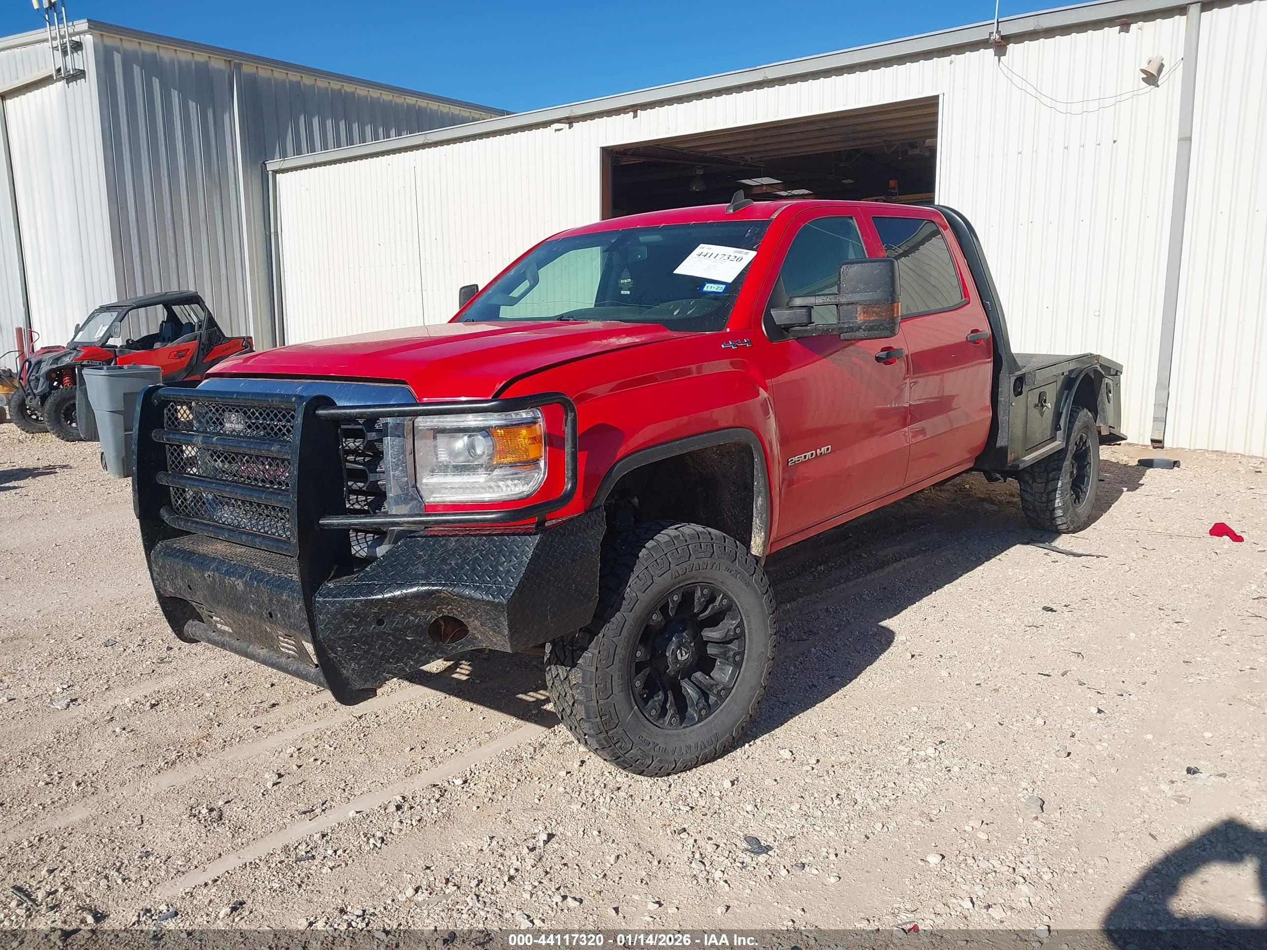 GMC SIERRA image 2