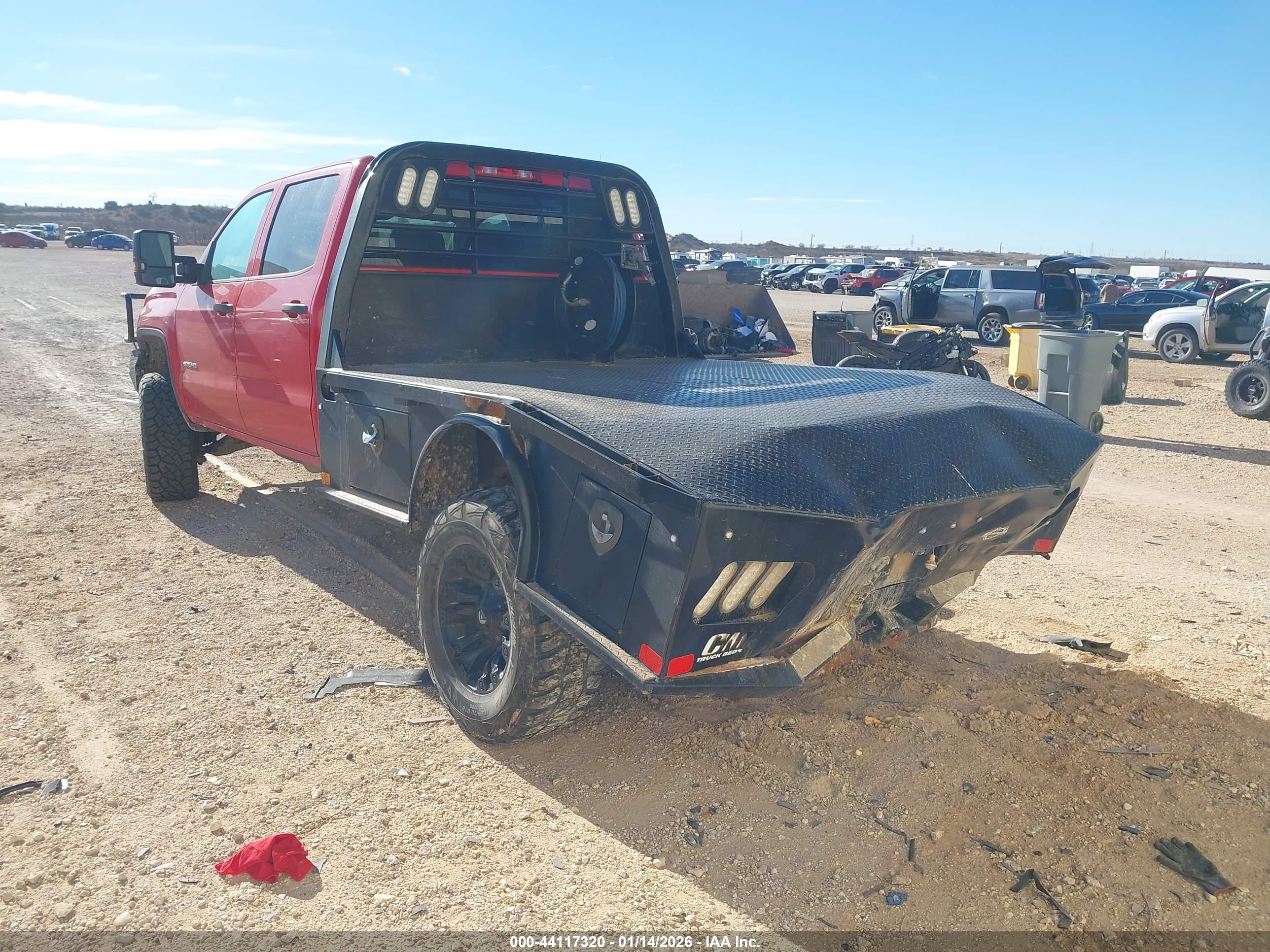 GMC SIERRA image 3