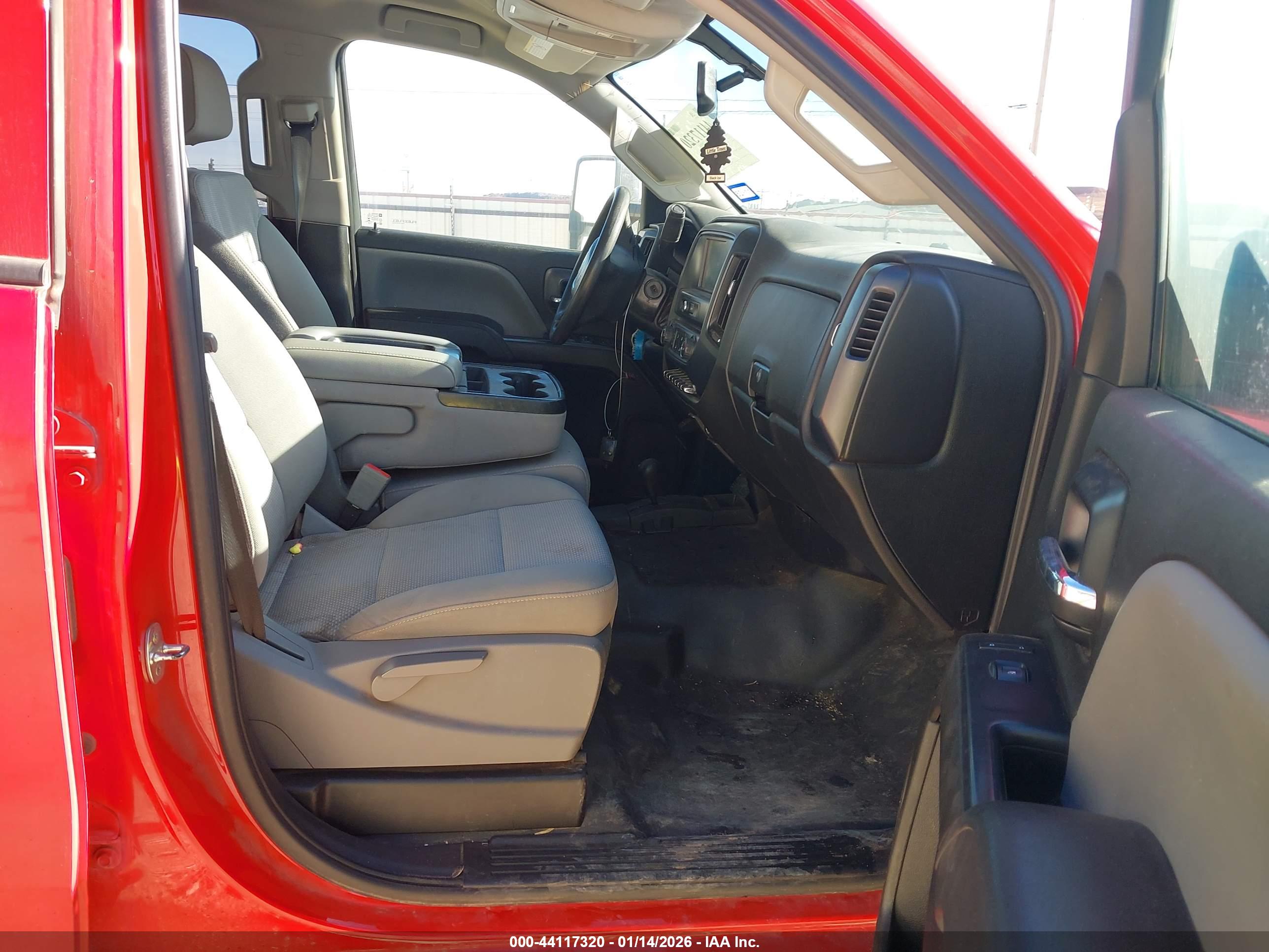 GMC SIERRA image 5