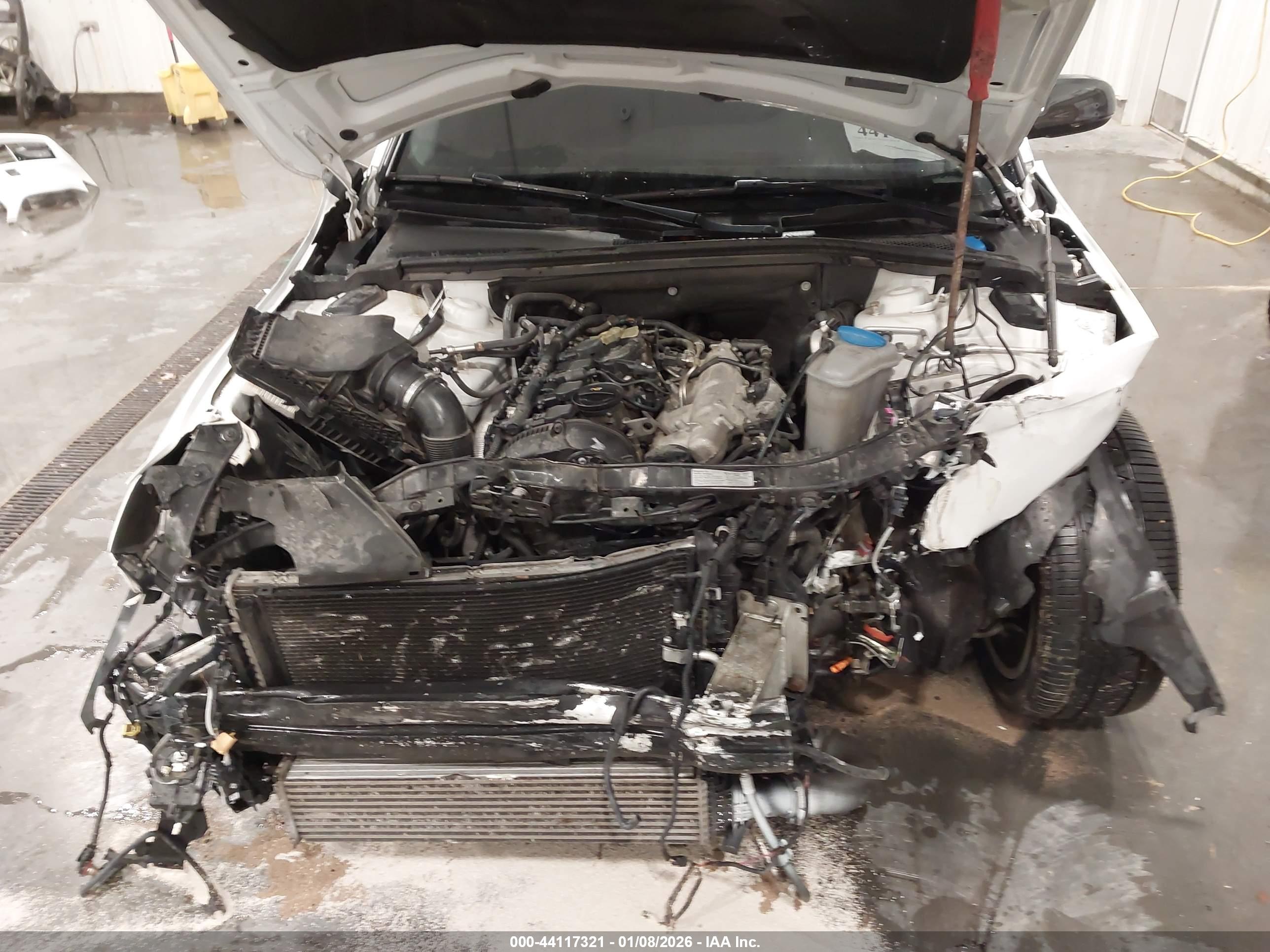 AUDI A4 image 10