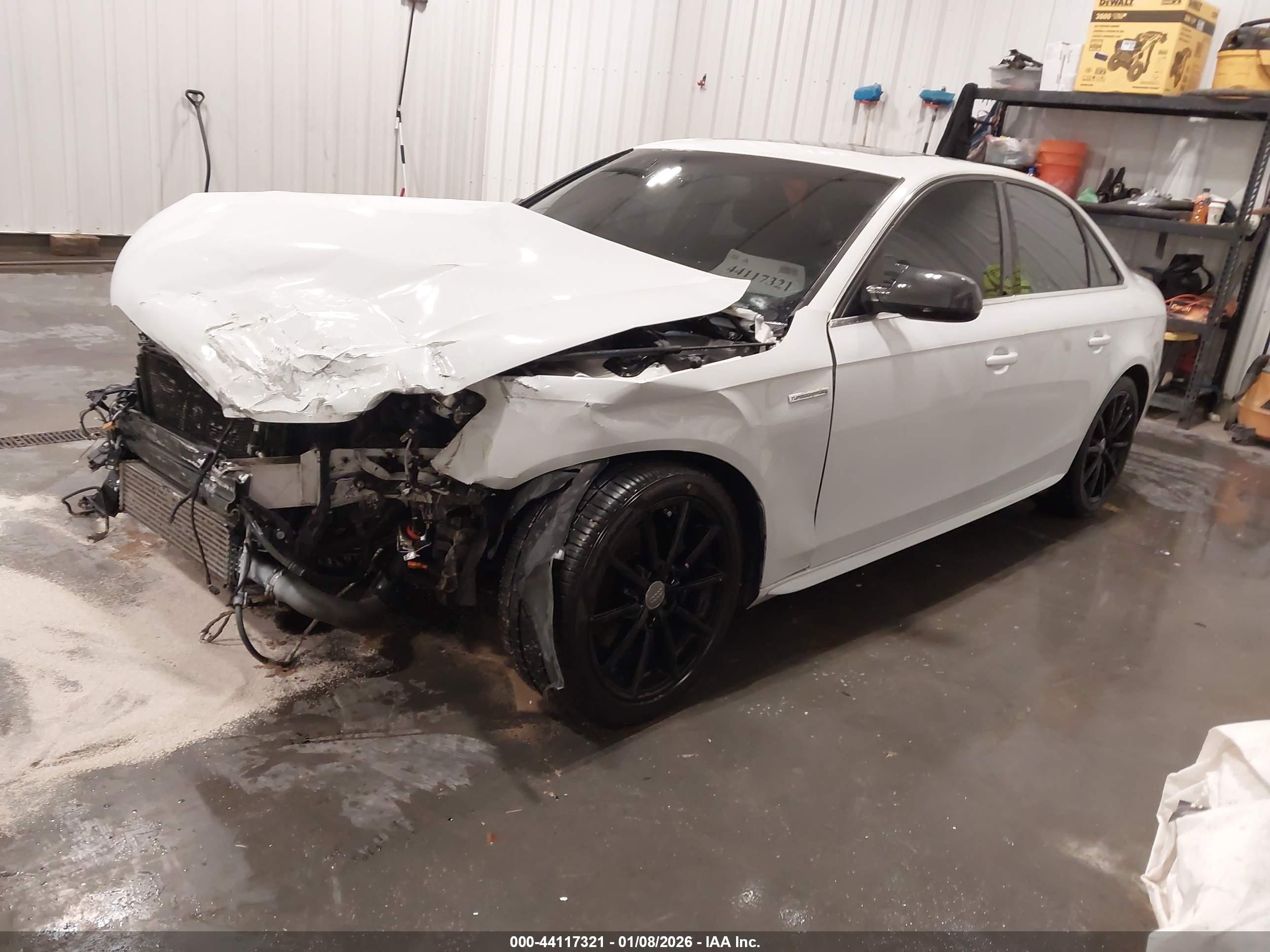 AUDI A4 image 2