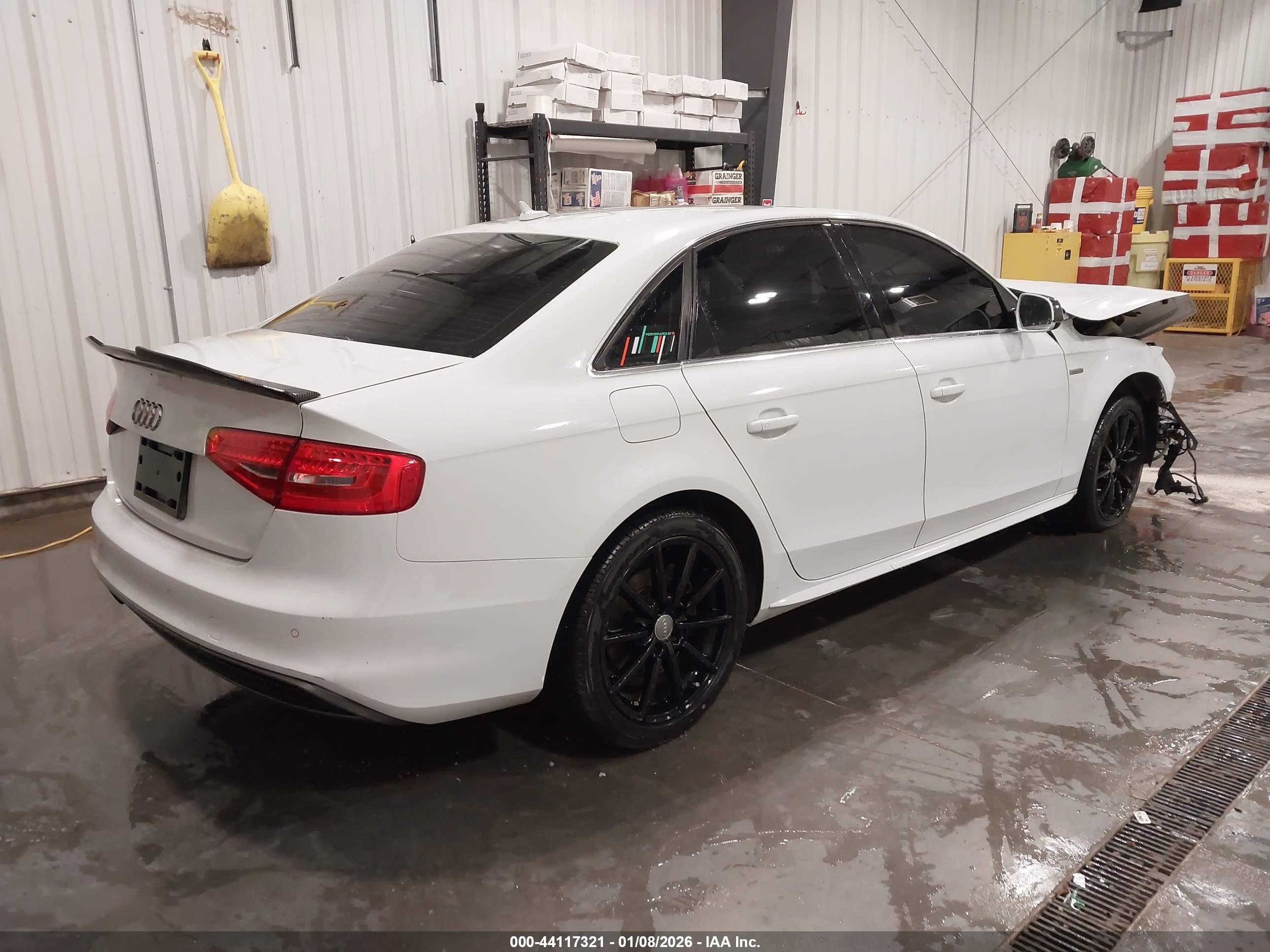 AUDI A4 image 4