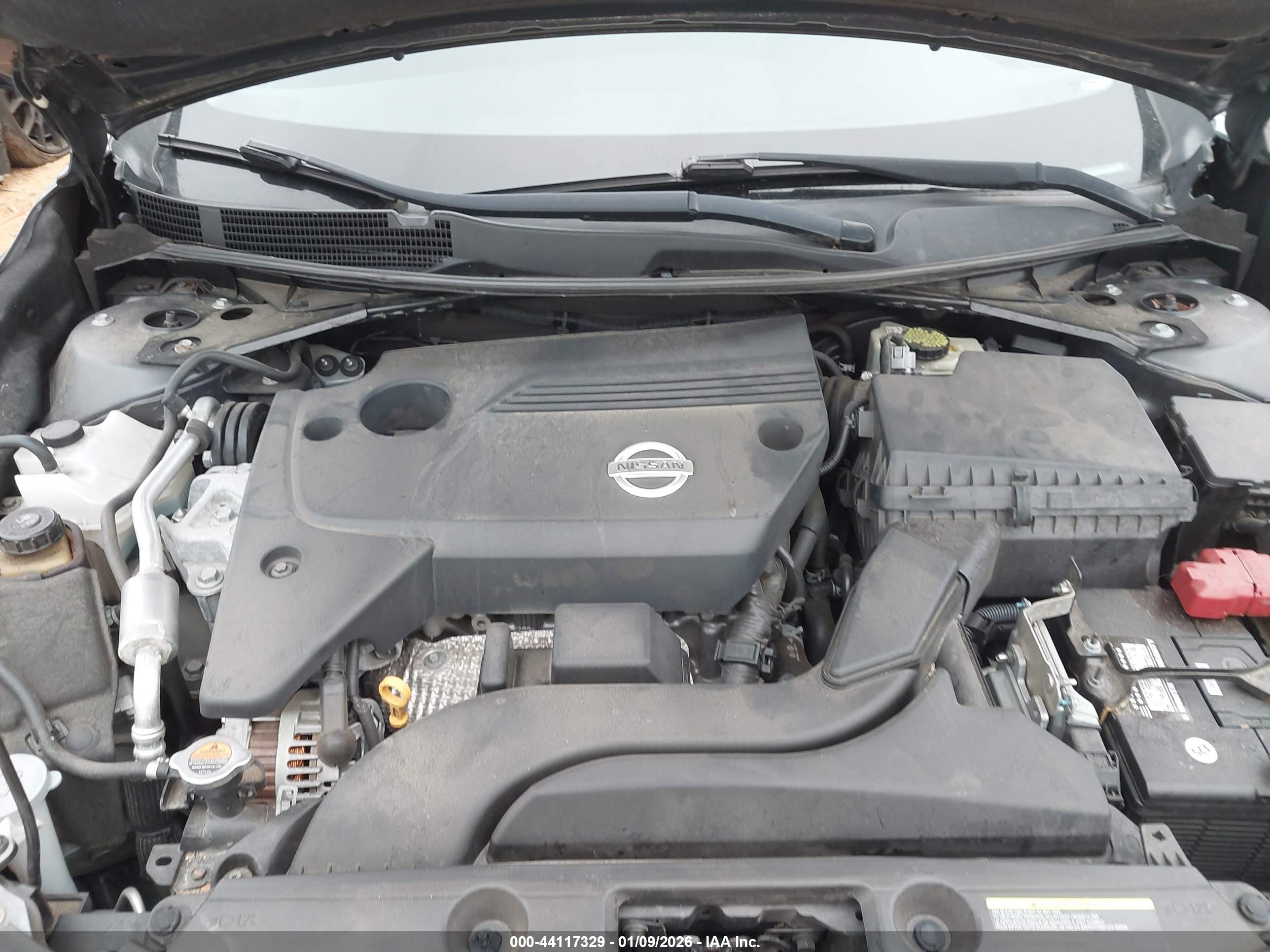 NISSAN ALTIMA image 10