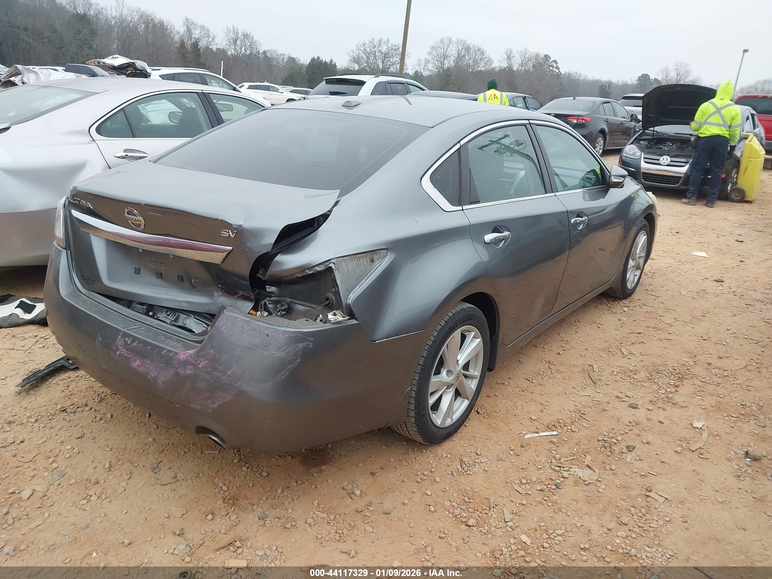 NISSAN ALTIMA image 4