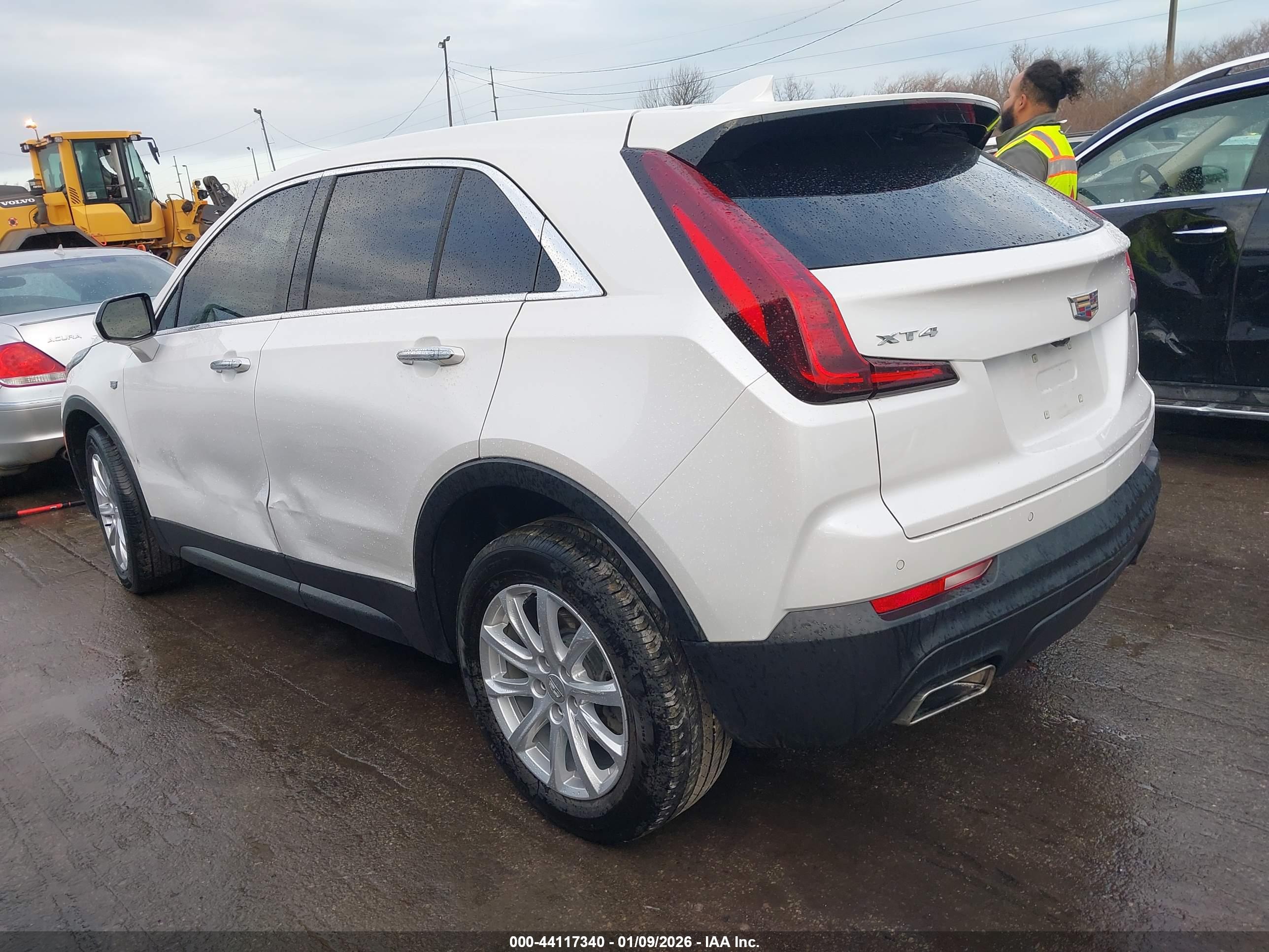 CADILLAC XT4 image 3