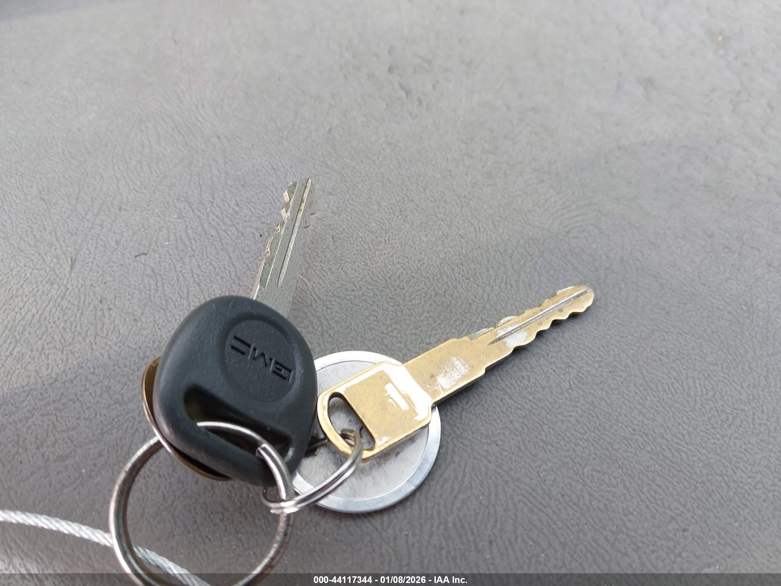 GMC SAVANA image 11