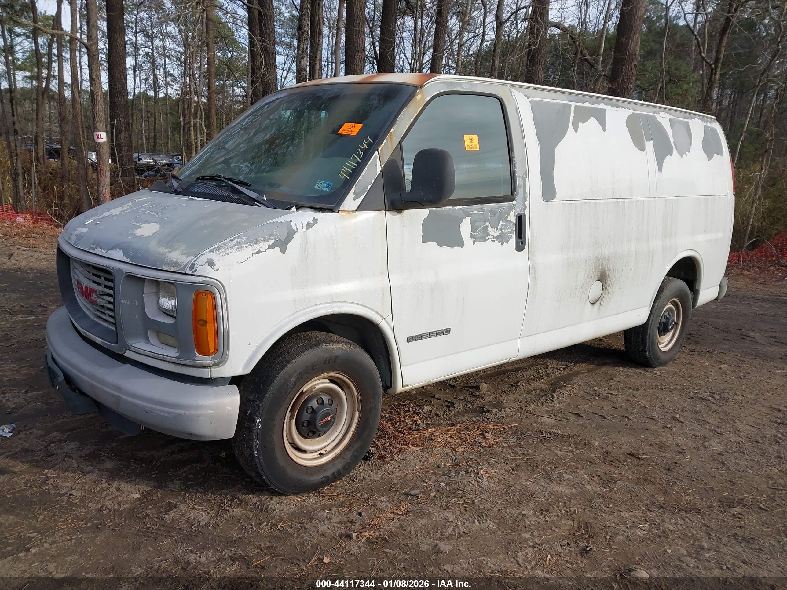 GMC SAVANA image 2