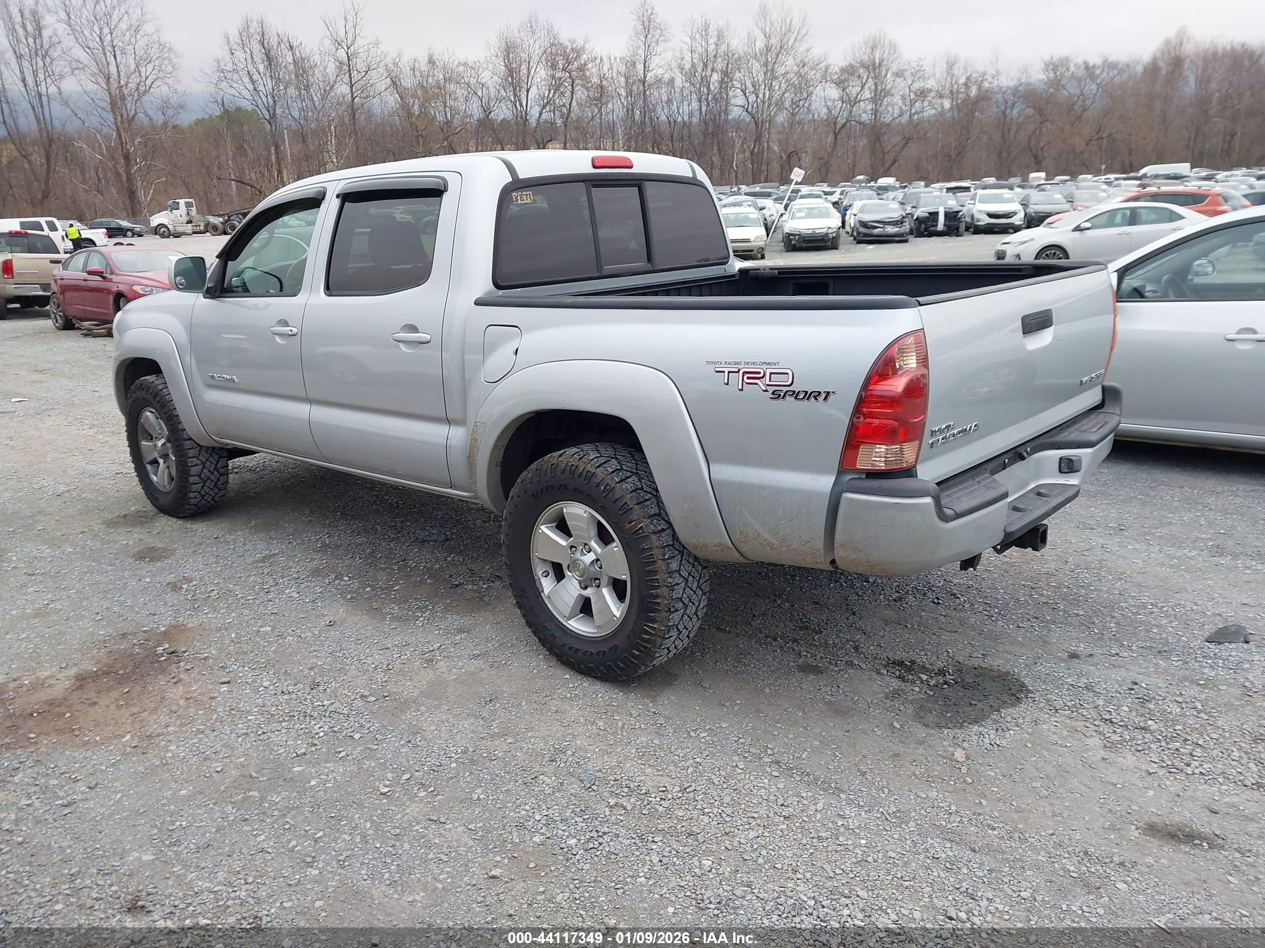 TOYOTA TACOMA image 3
