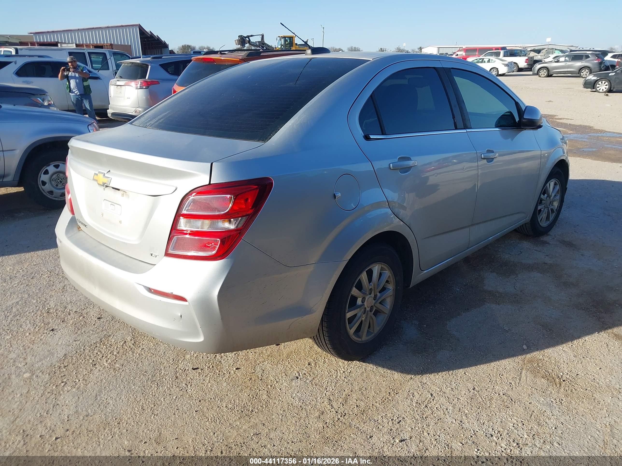 CHEVROLET SONIC image 4