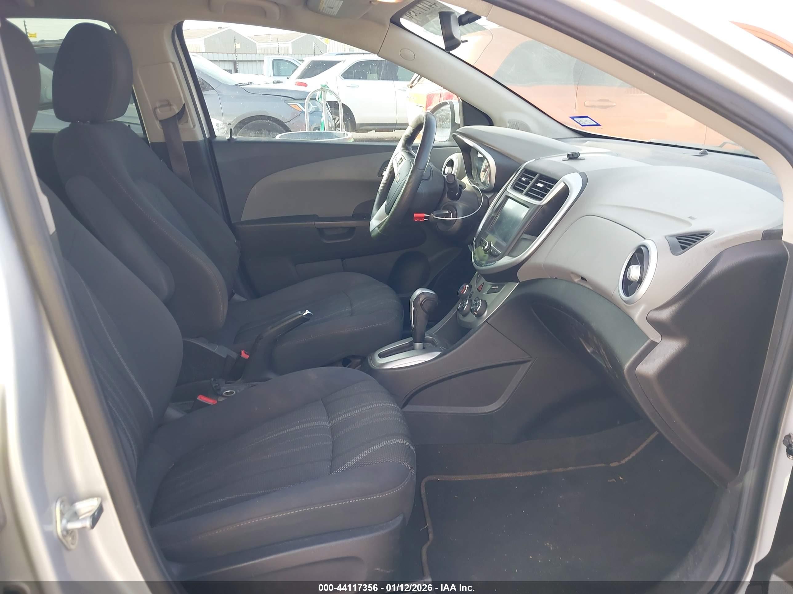 CHEVROLET SONIC image 5