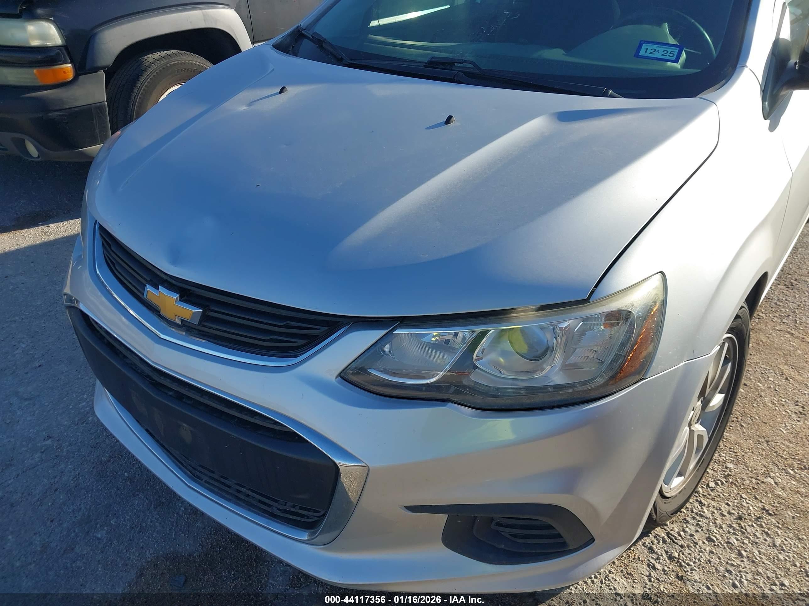 CHEVROLET SONIC image 6