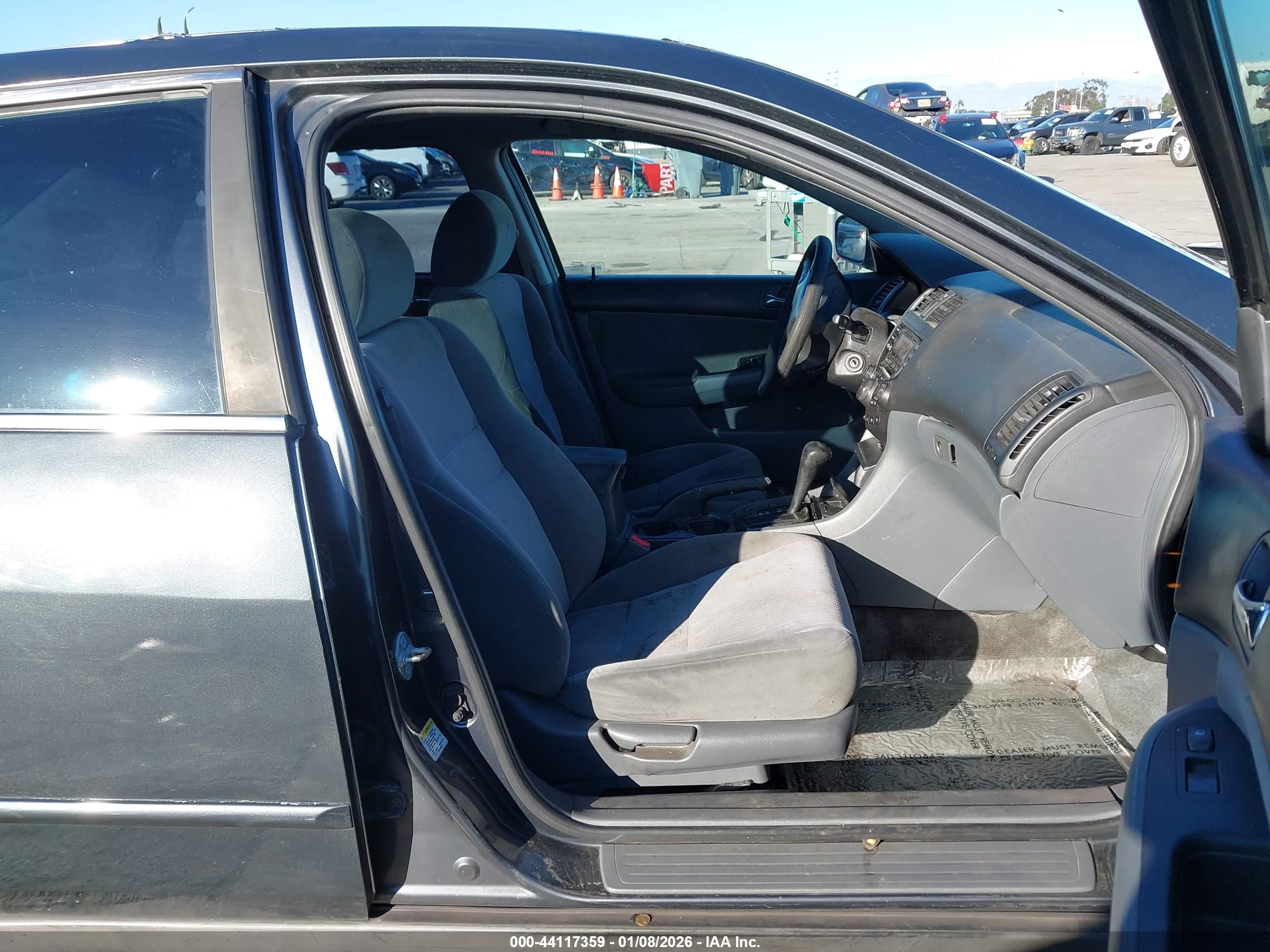 HONDA ACCORD image 5