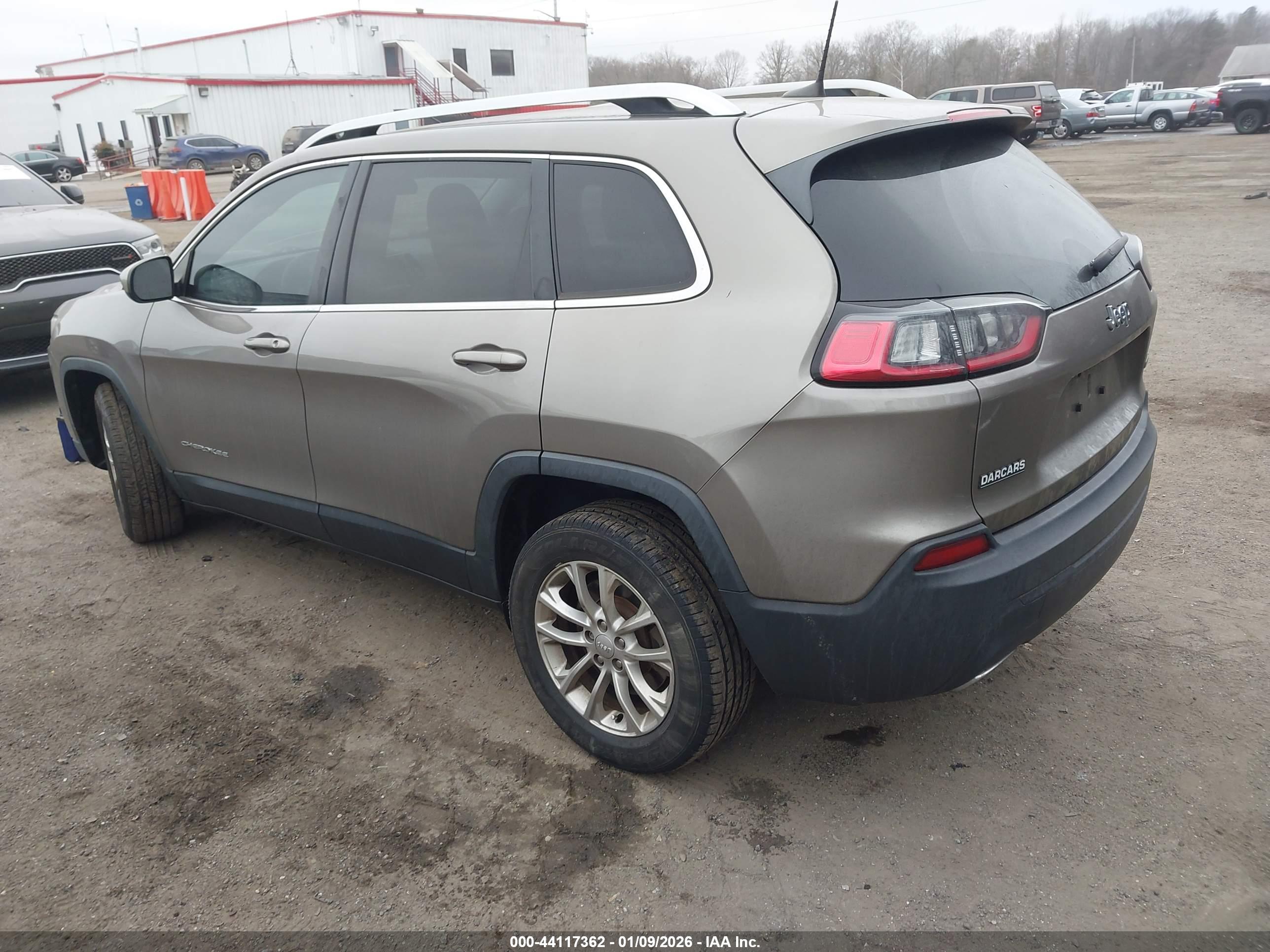 JEEP CHEROKEE image 3