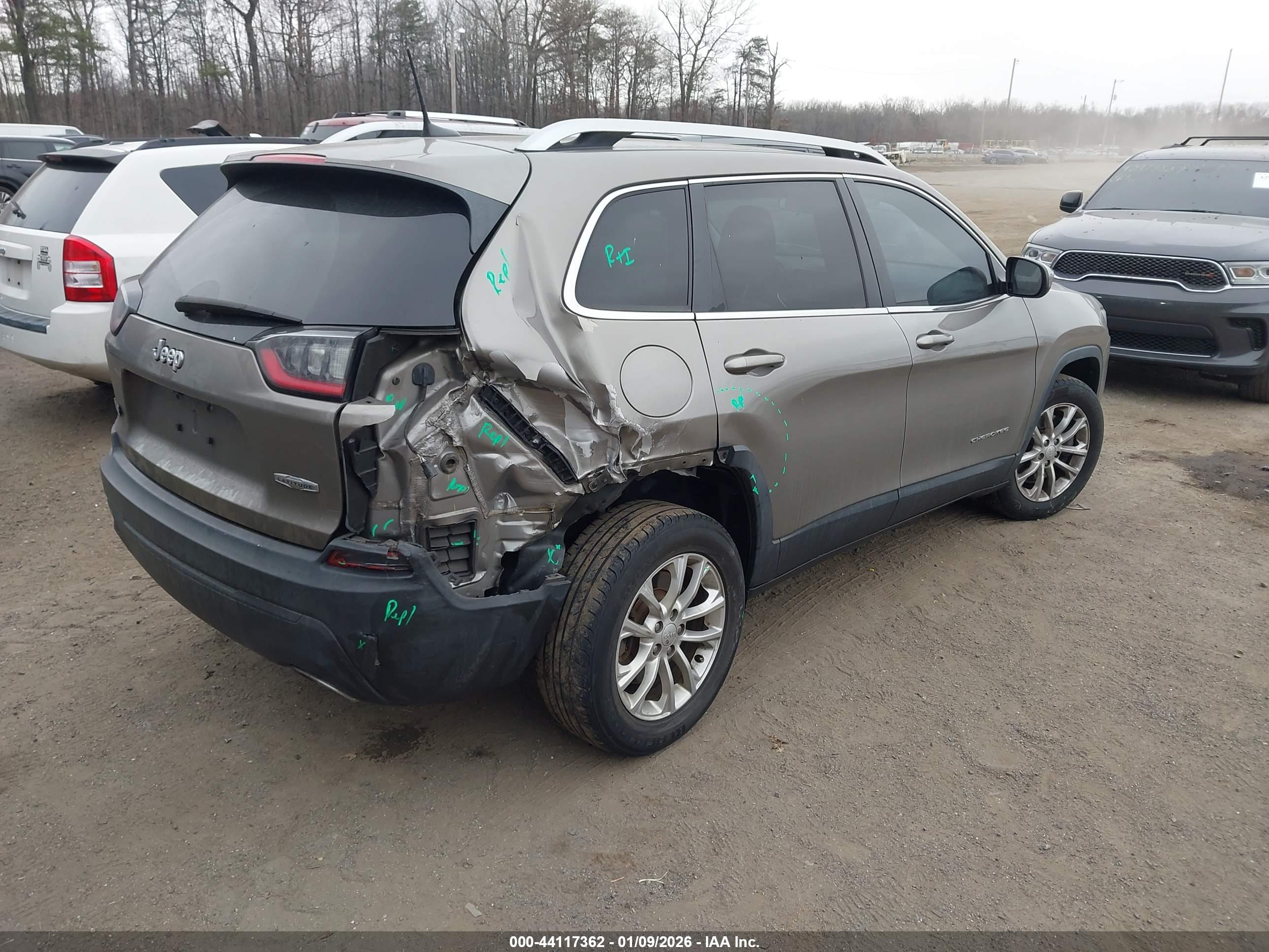 JEEP CHEROKEE image 4