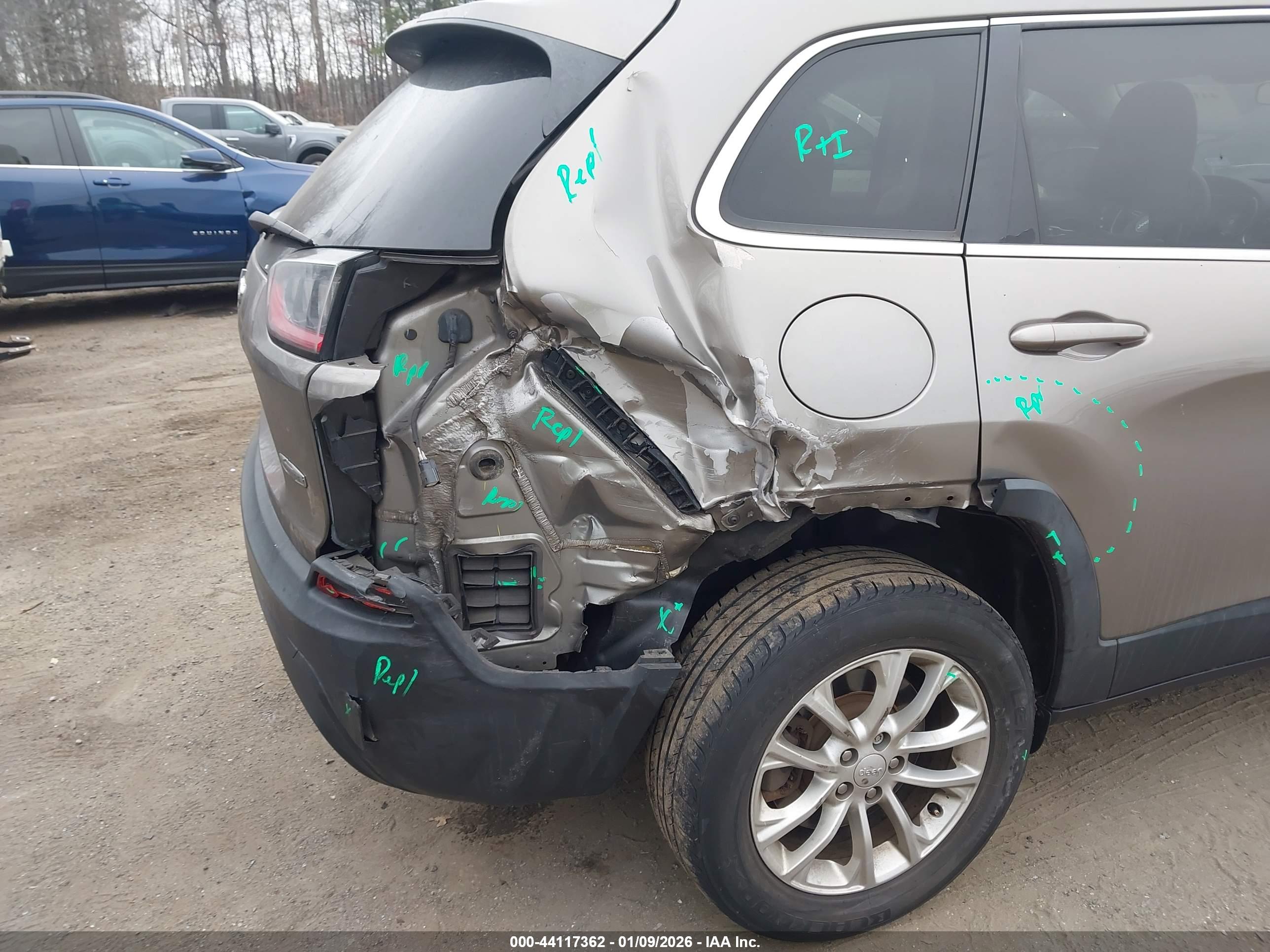 JEEP CHEROKEE image 6