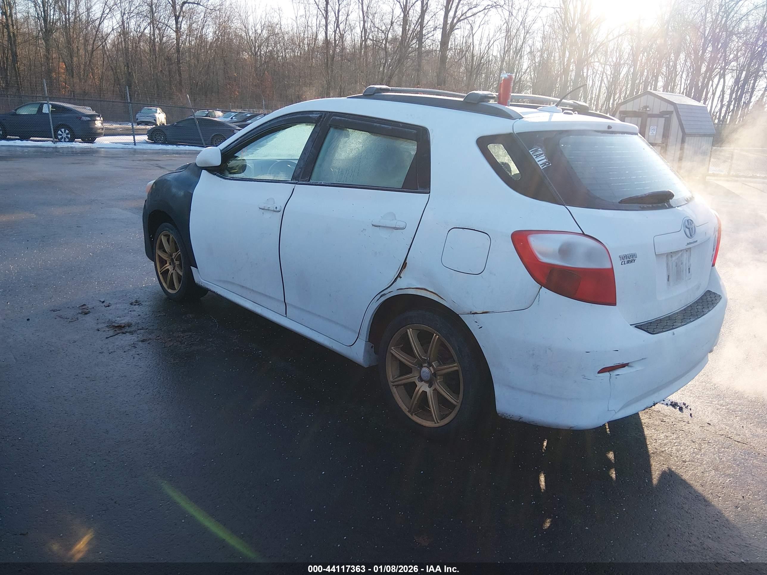 TOYOTA MATRIX image 3