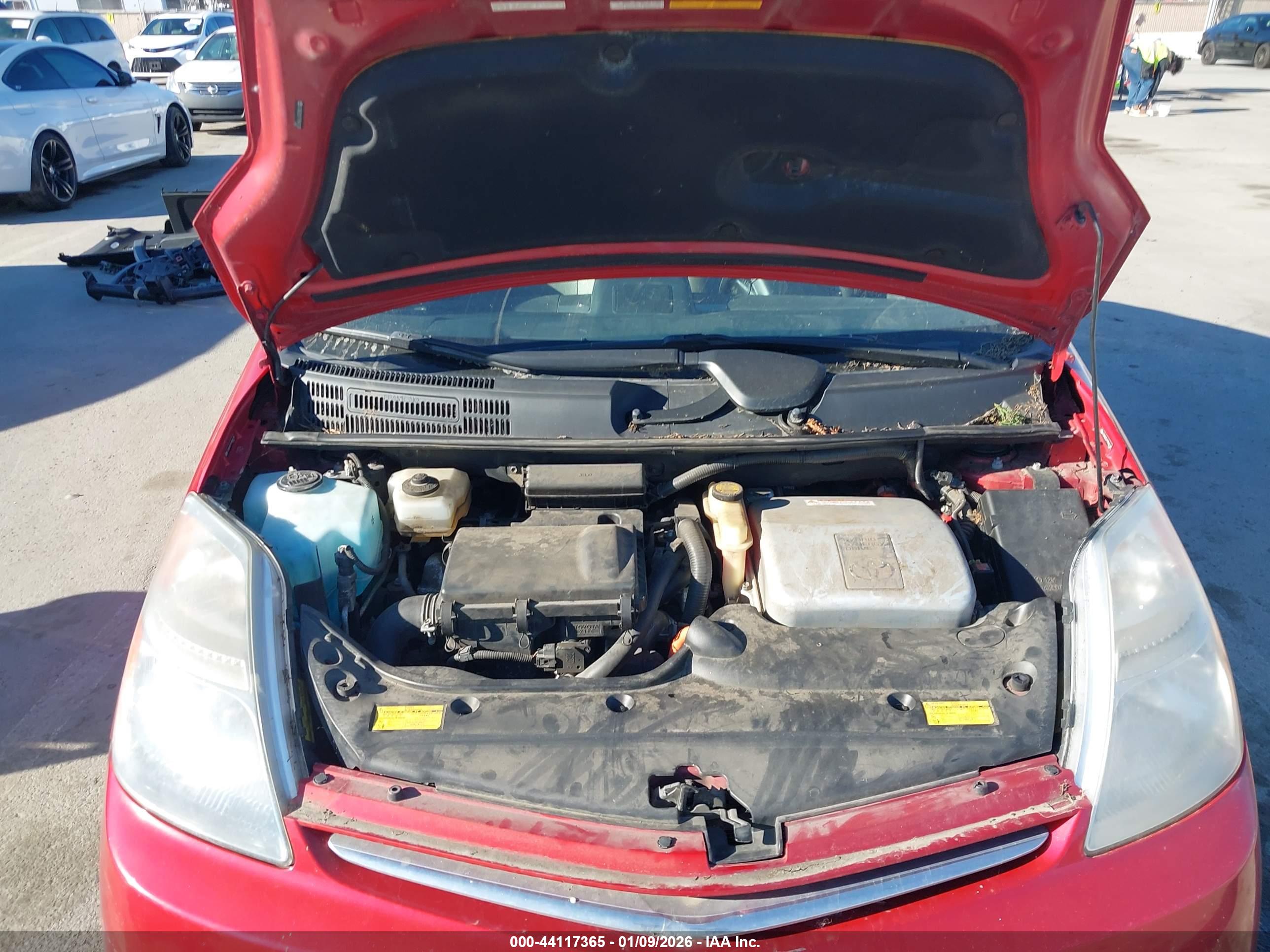 TOYOTA PRIUS image 10