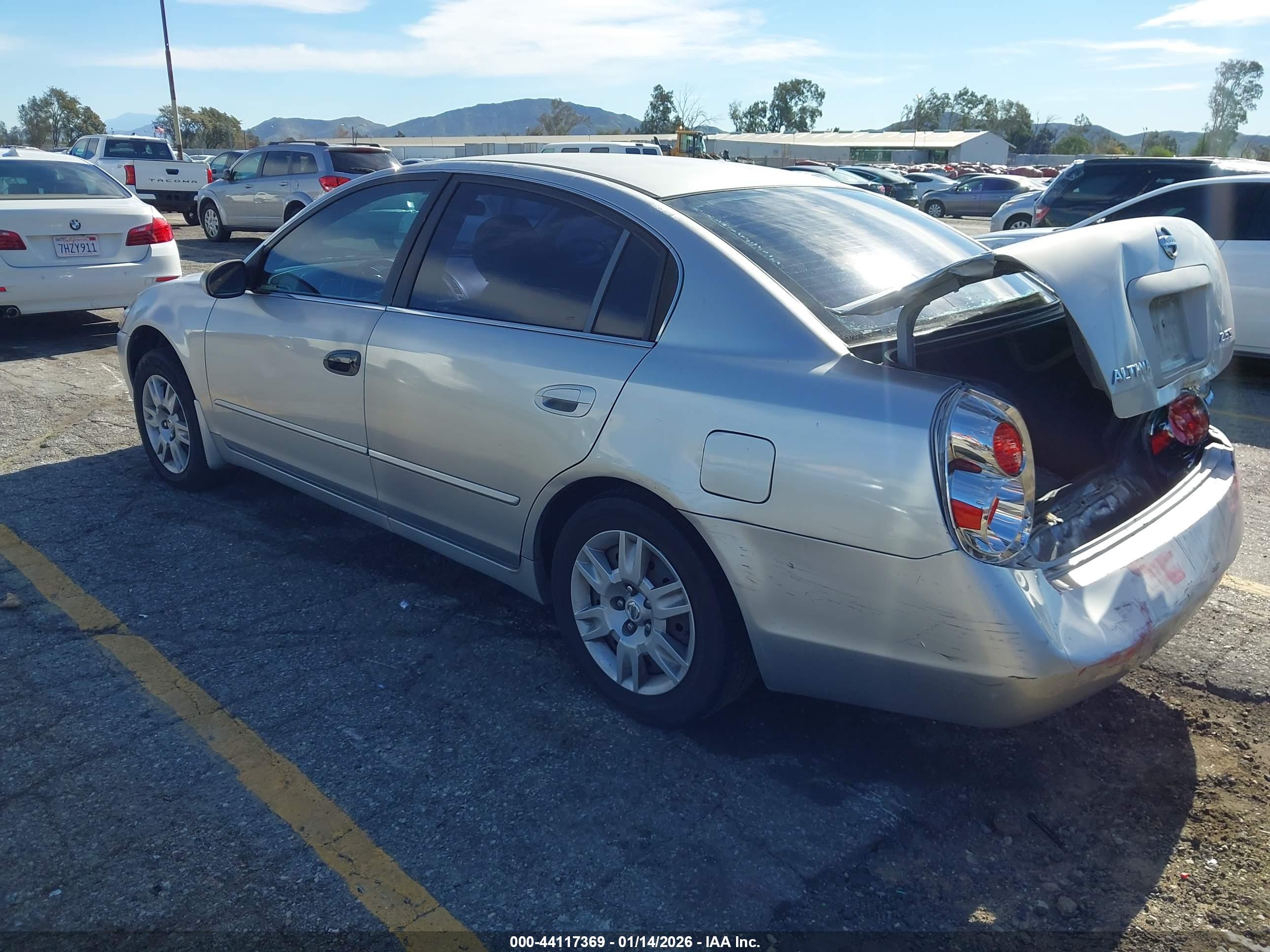 NISSAN ALTIMA image 3