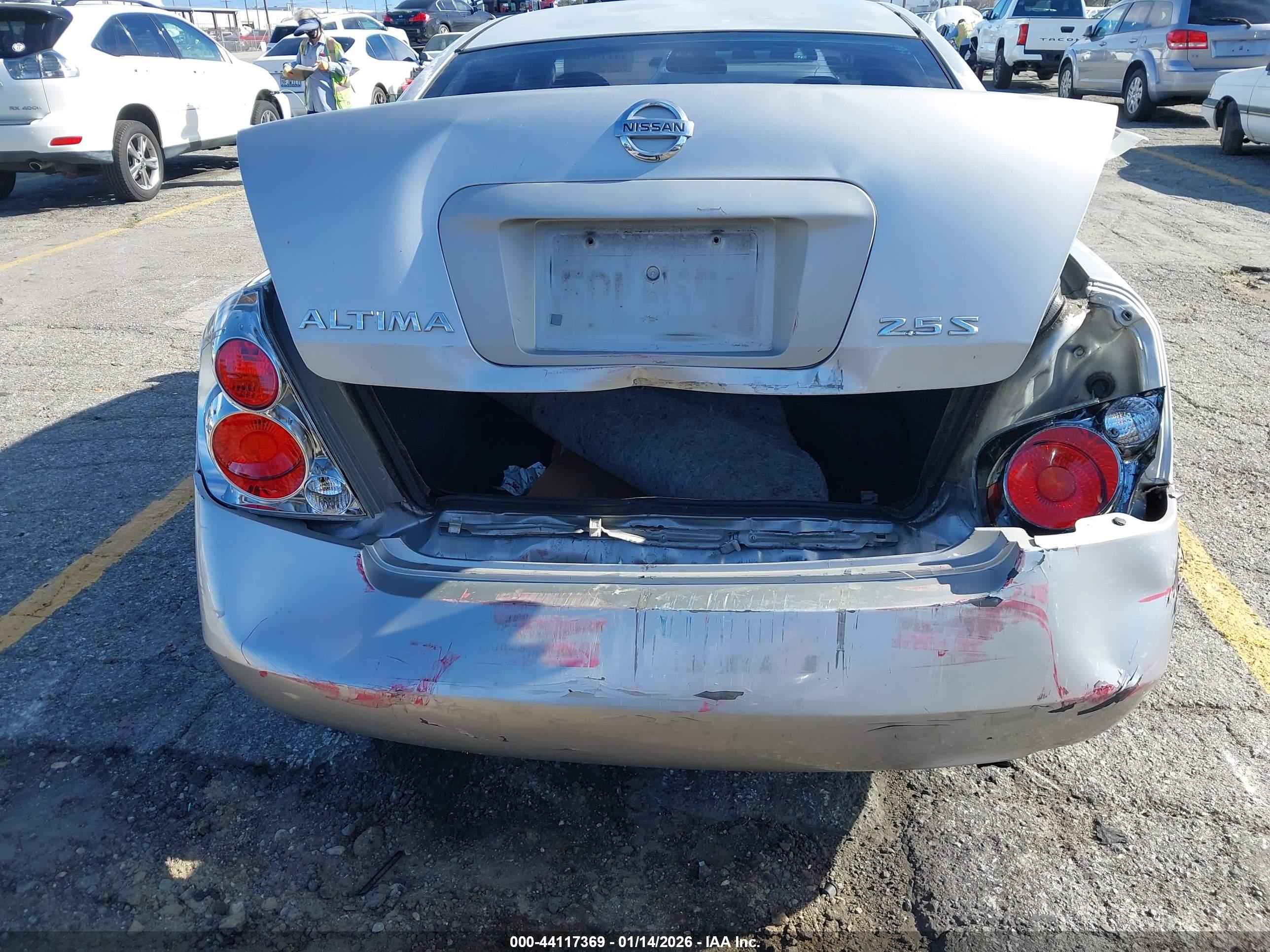 NISSAN ALTIMA image 6