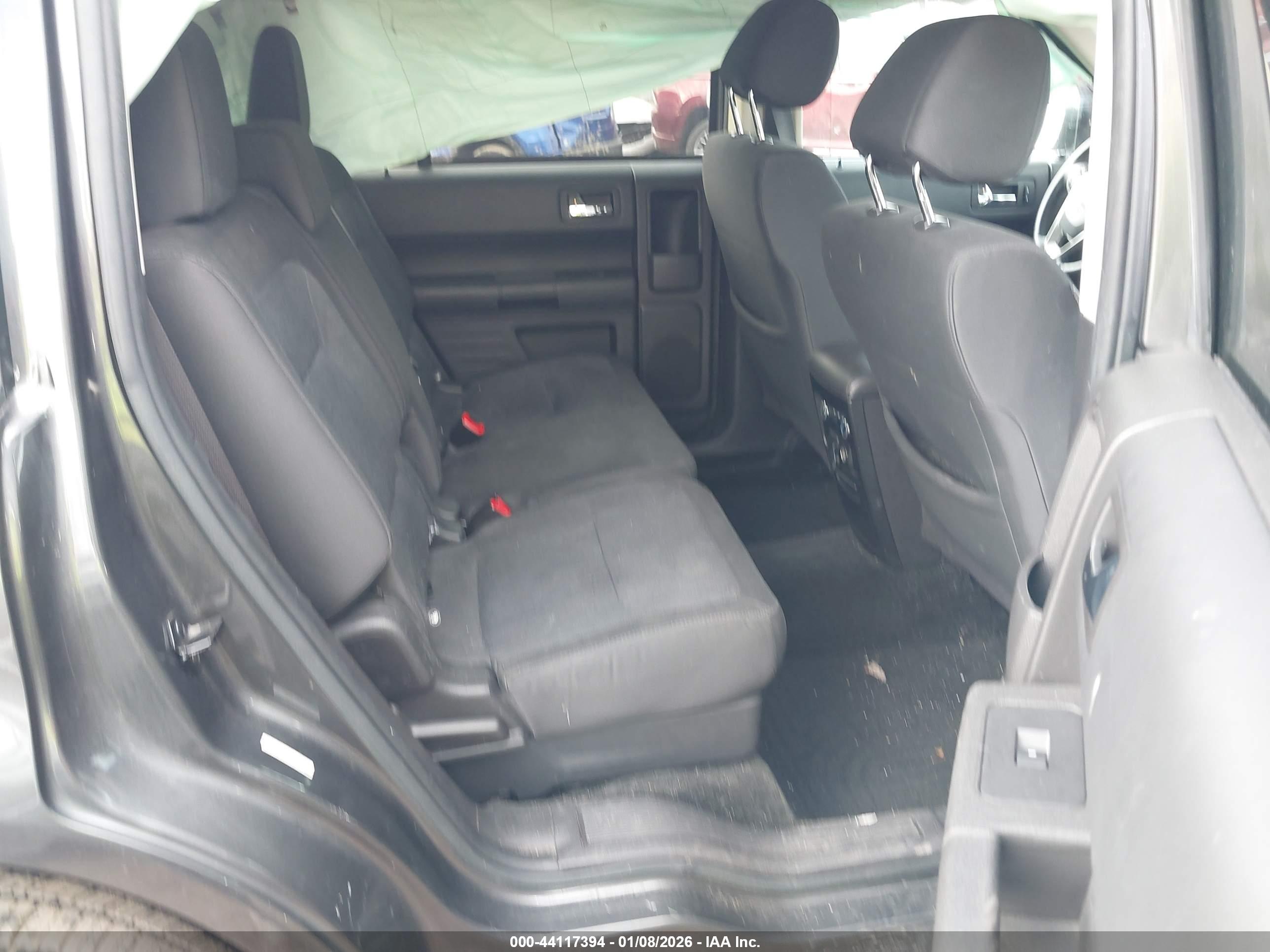 FORD FLEX image 8