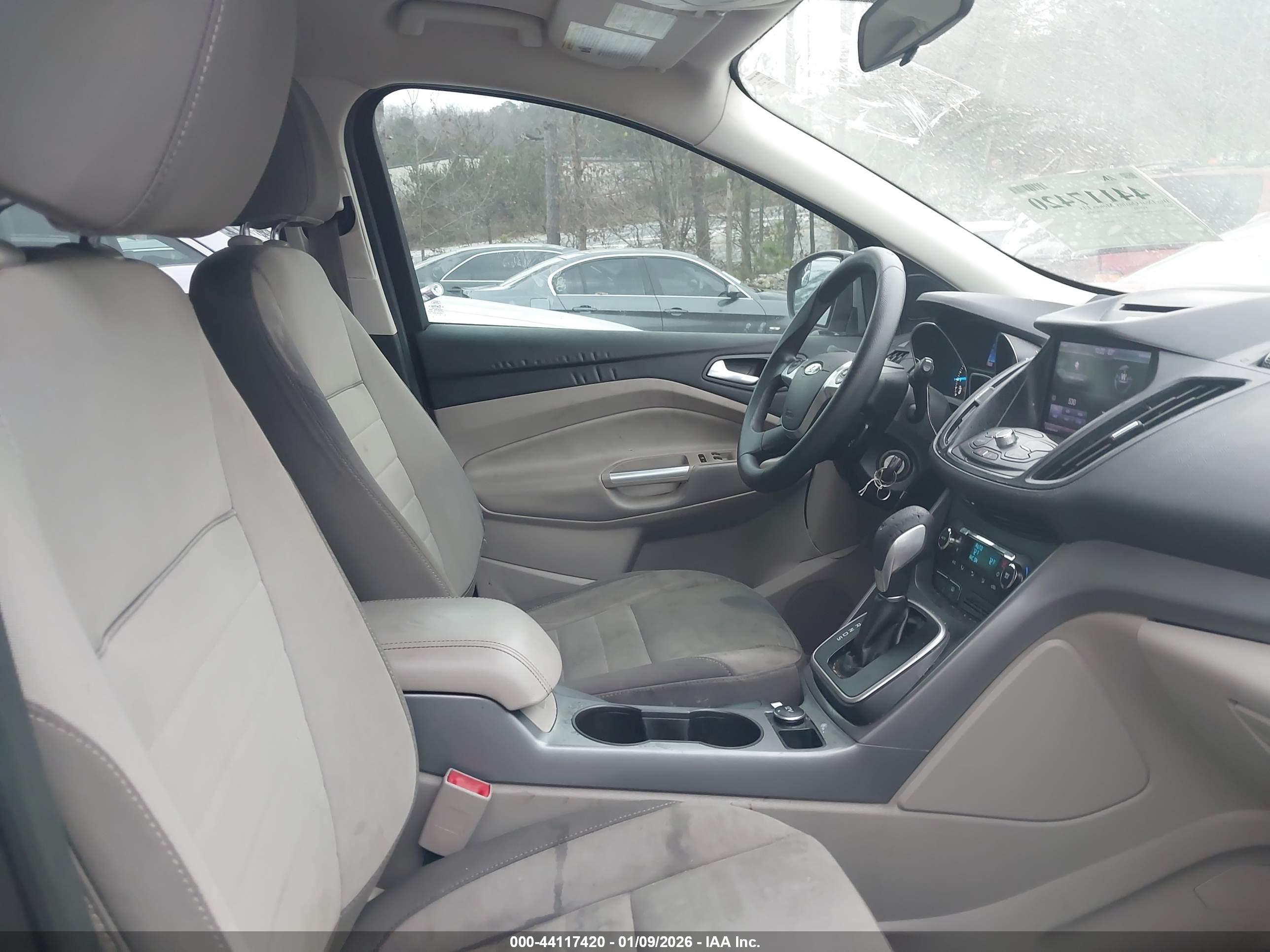 FORD ESCAPE image 5