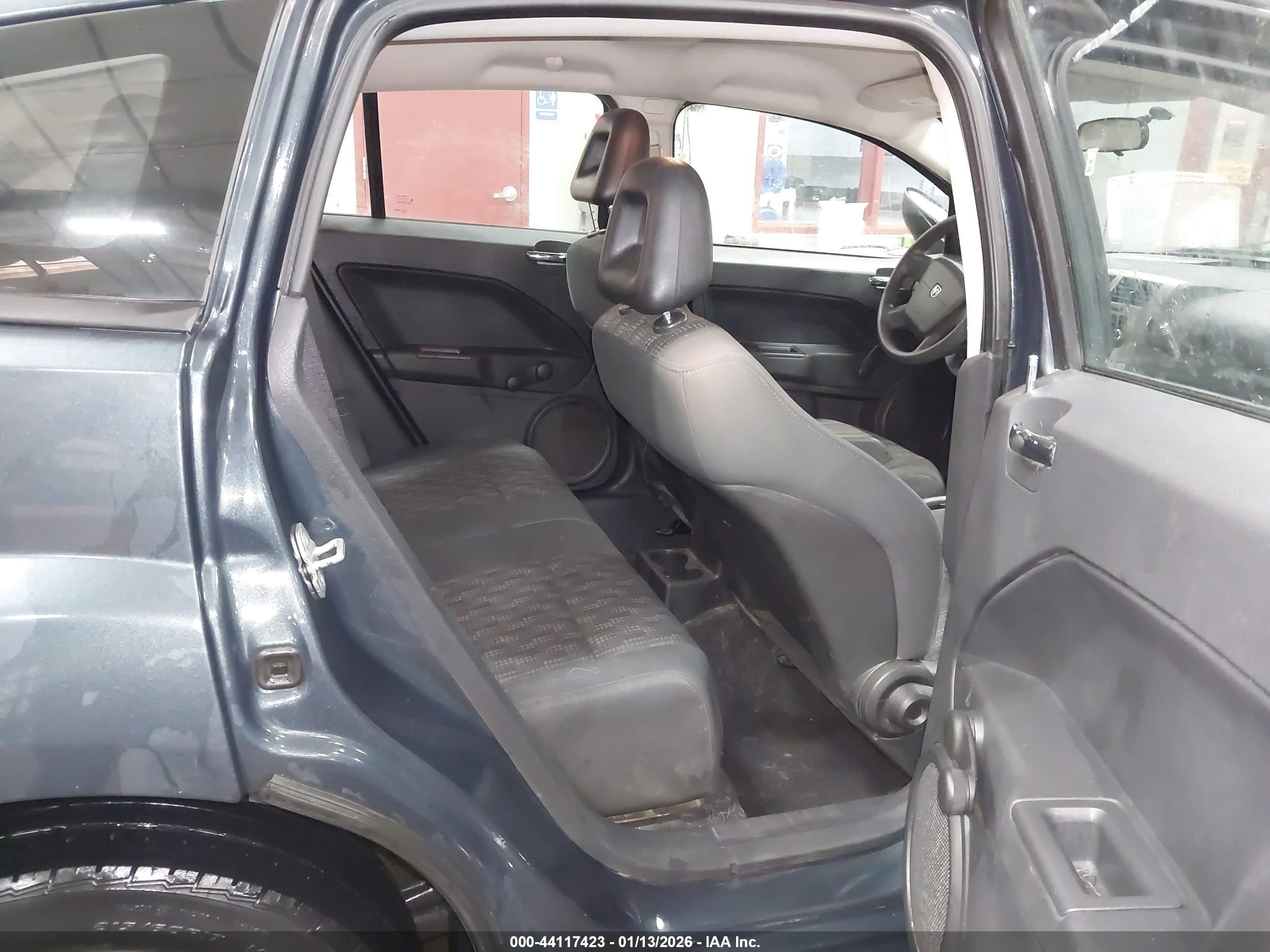 DODGE CALIBER image 8