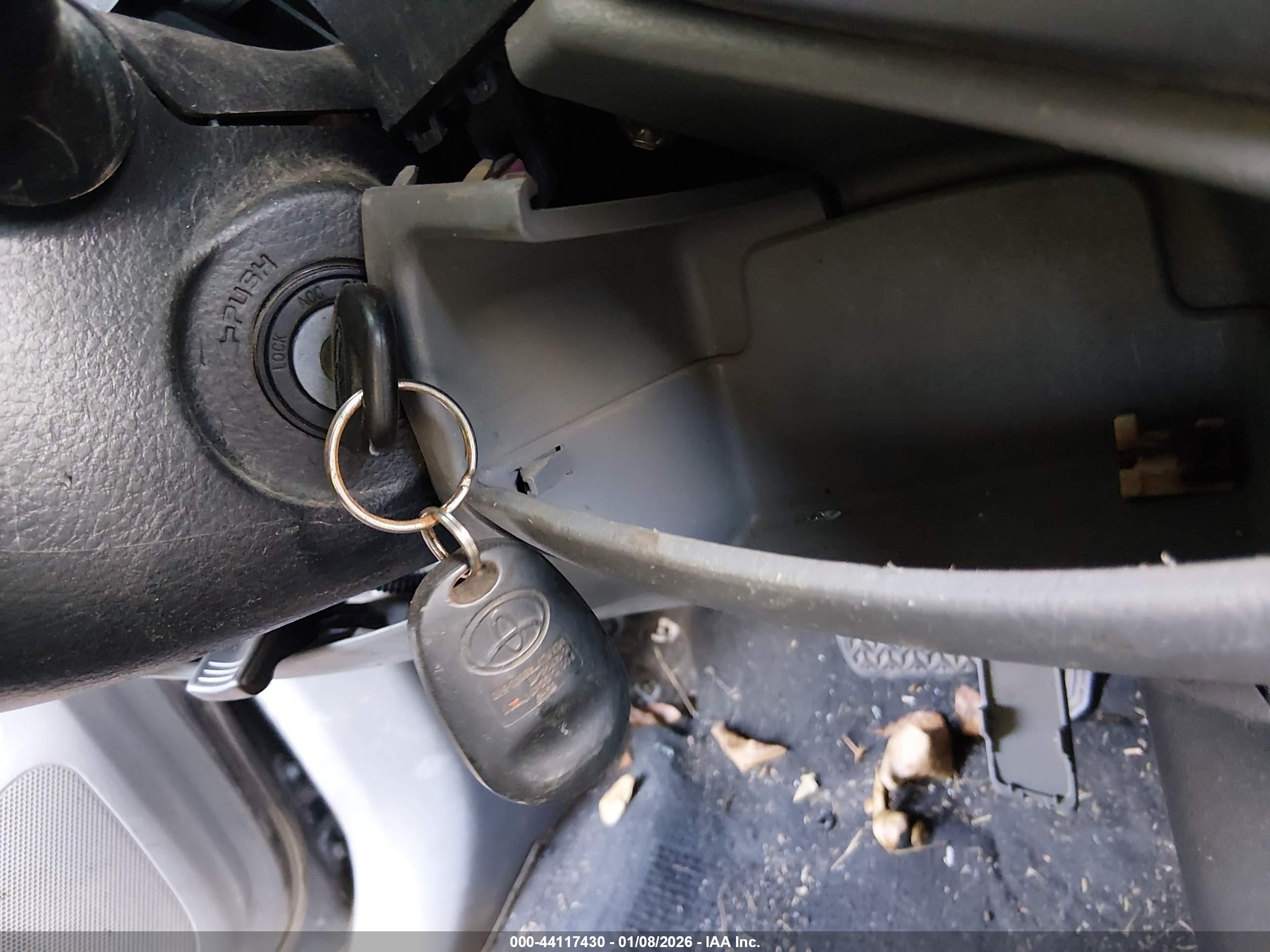 TOYOTA TACOMA image 11