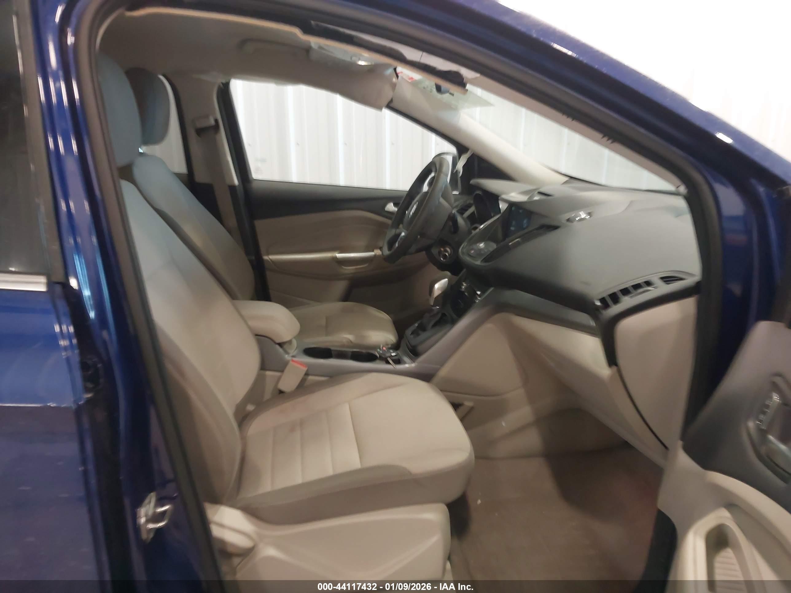 FORD ESCAPE image 5