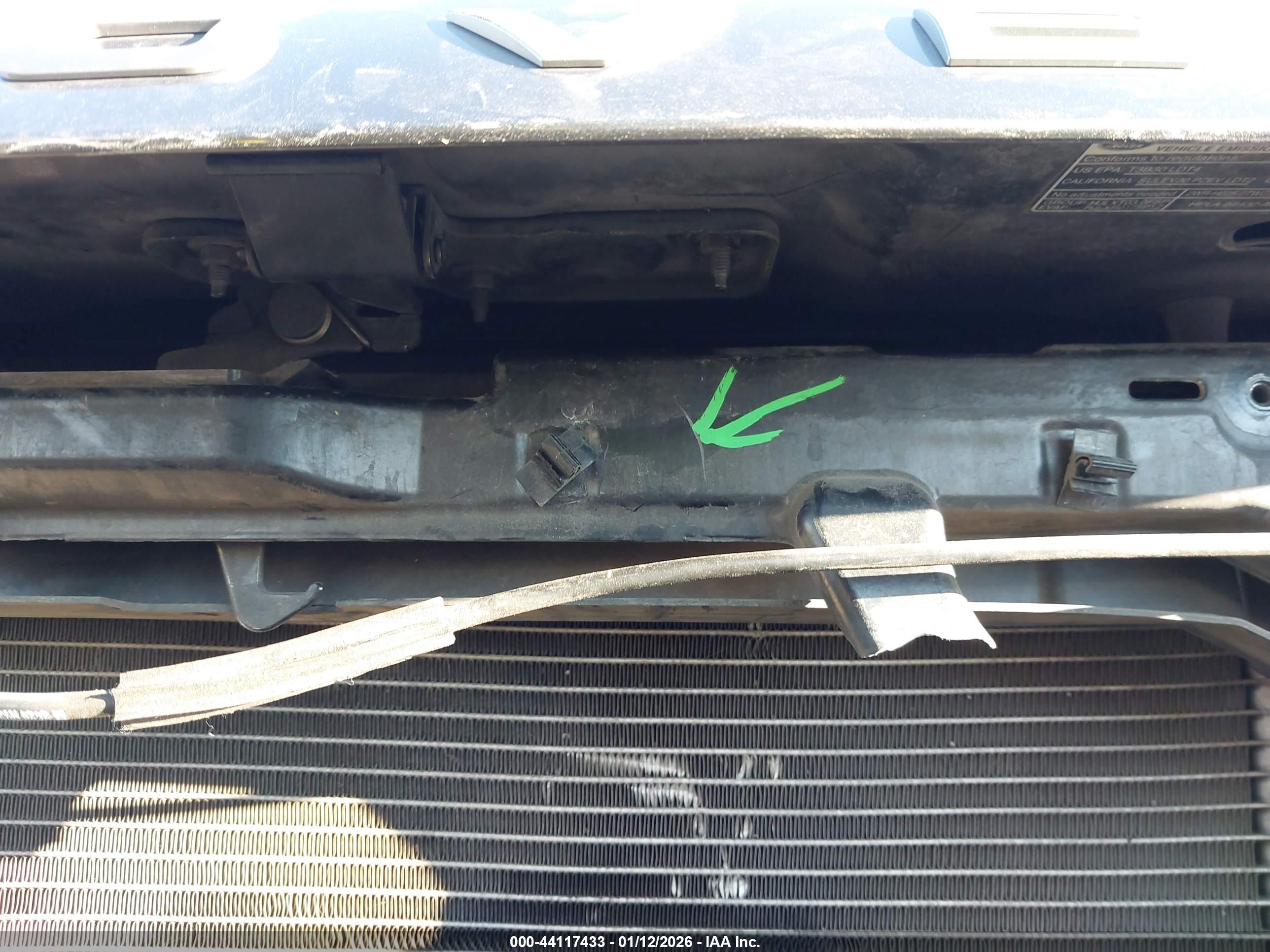 LAND ROVER image 10